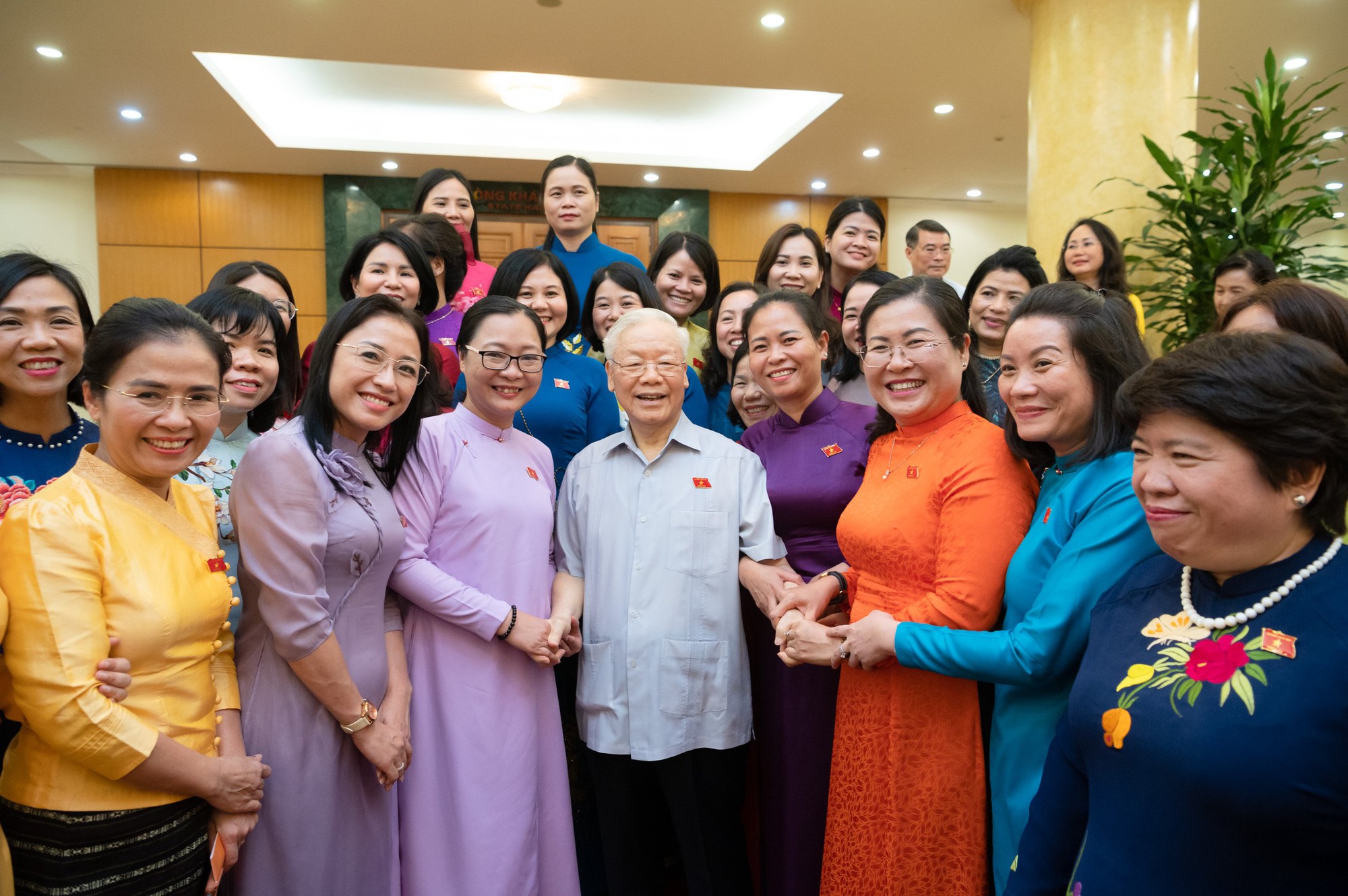 mot-so-hinh-anh-noi-bat-cua-tong-bi-thu-nguyen-phu-trong-9.jpg