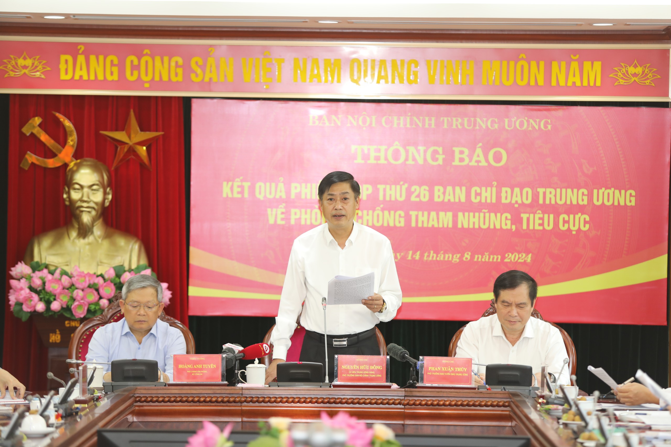 Bao nhiêu cán bộ cấp cao bị kỷ luật, khởi tố liên quan các đại án tham nhũng