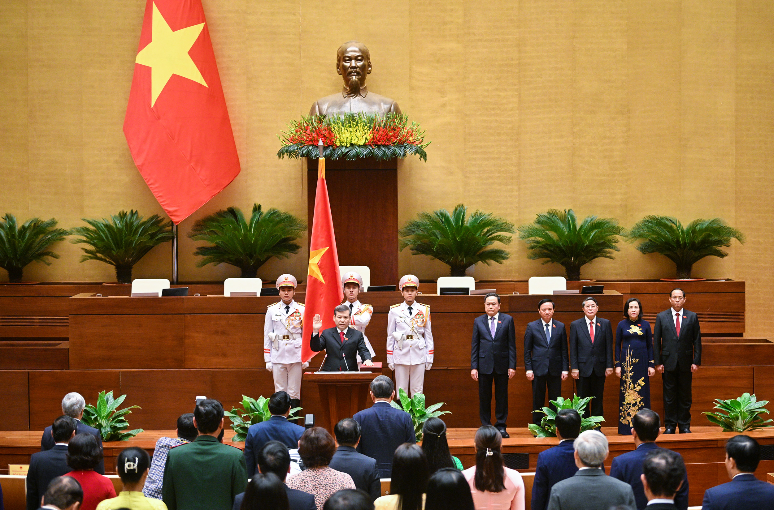 toan-van-thong-cao-ve-ket-qua-ky-hop-bat-thuong-lan-thu-8-quoc-hoi-khoa-xv-2.jpg