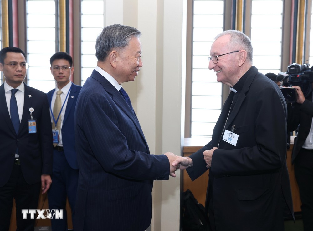 Tổng Bí thư, Chủ tịch nước Tô Lâm gặp Thủ tướng Tòa thánh Vatican
