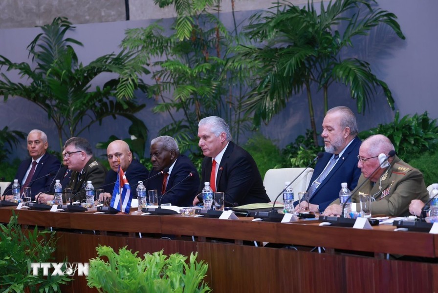 viet-nam-cuba-xa-nhau-hang-van-dam-nhung-long-dan-hai-nuoc-gan-nhau-nhu-anh-em-mot-nha-1.jpg