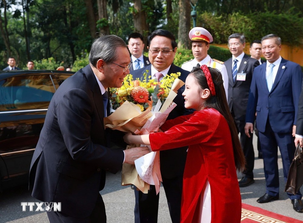 thu-tuong-pham-minh-chinh-chu-tri-le-don-thu-tuong-trung-quoc-ly-cuong-1.jpg