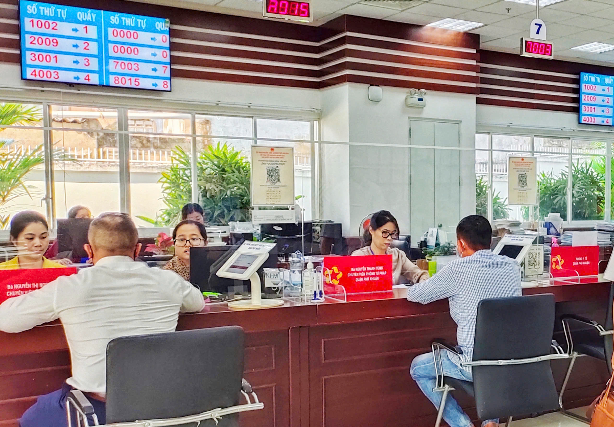 Bộ Nội vụ đề xuất cấp bù chế độ cho cán bộ nghỉ hưu trước tuổi khi tinh gọn bộ máy