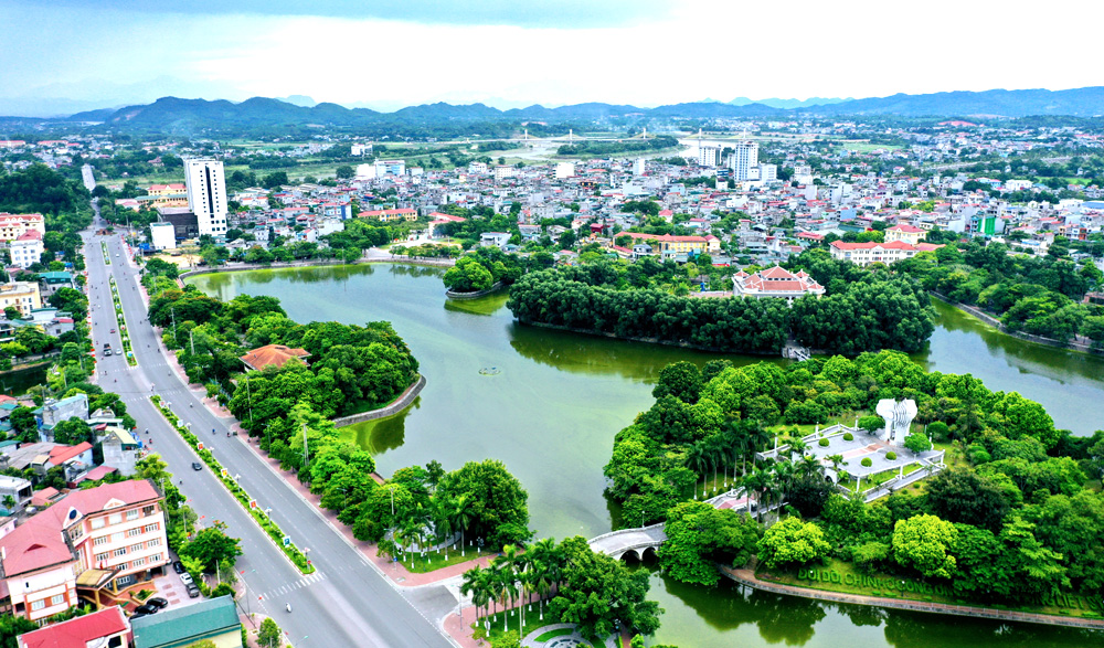 sap-nhap-tinh-dia-phuong-nao-du-suc-lam-trung-tam-hanh-chinh-tuyen-quang.jpg