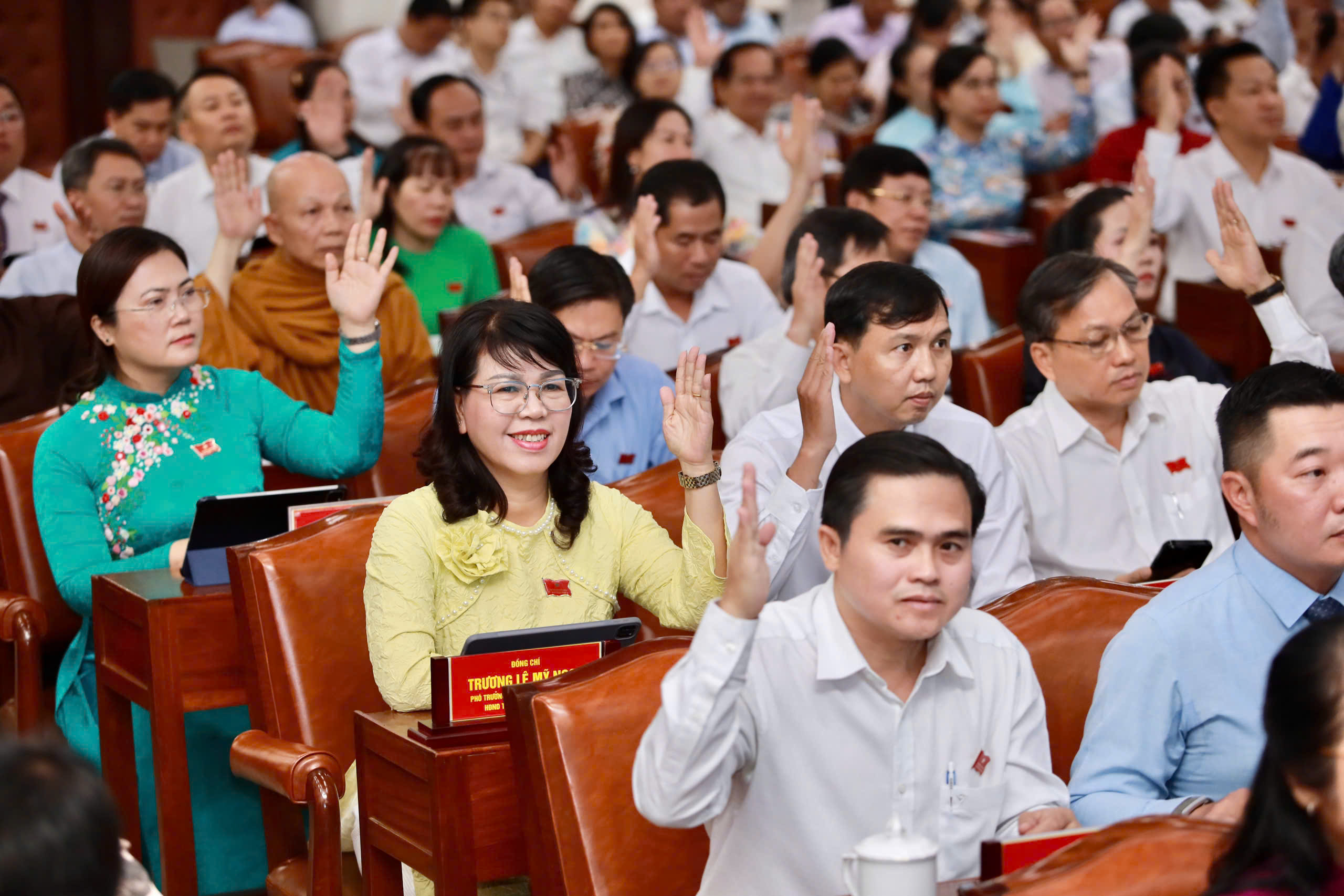to-chuc-chinh-quyen-dia-phuong-2-cap-ha-noi-va-tp-hcm-duoc-bau-bao-nhieu-dai-bieu-hdnd.jpg