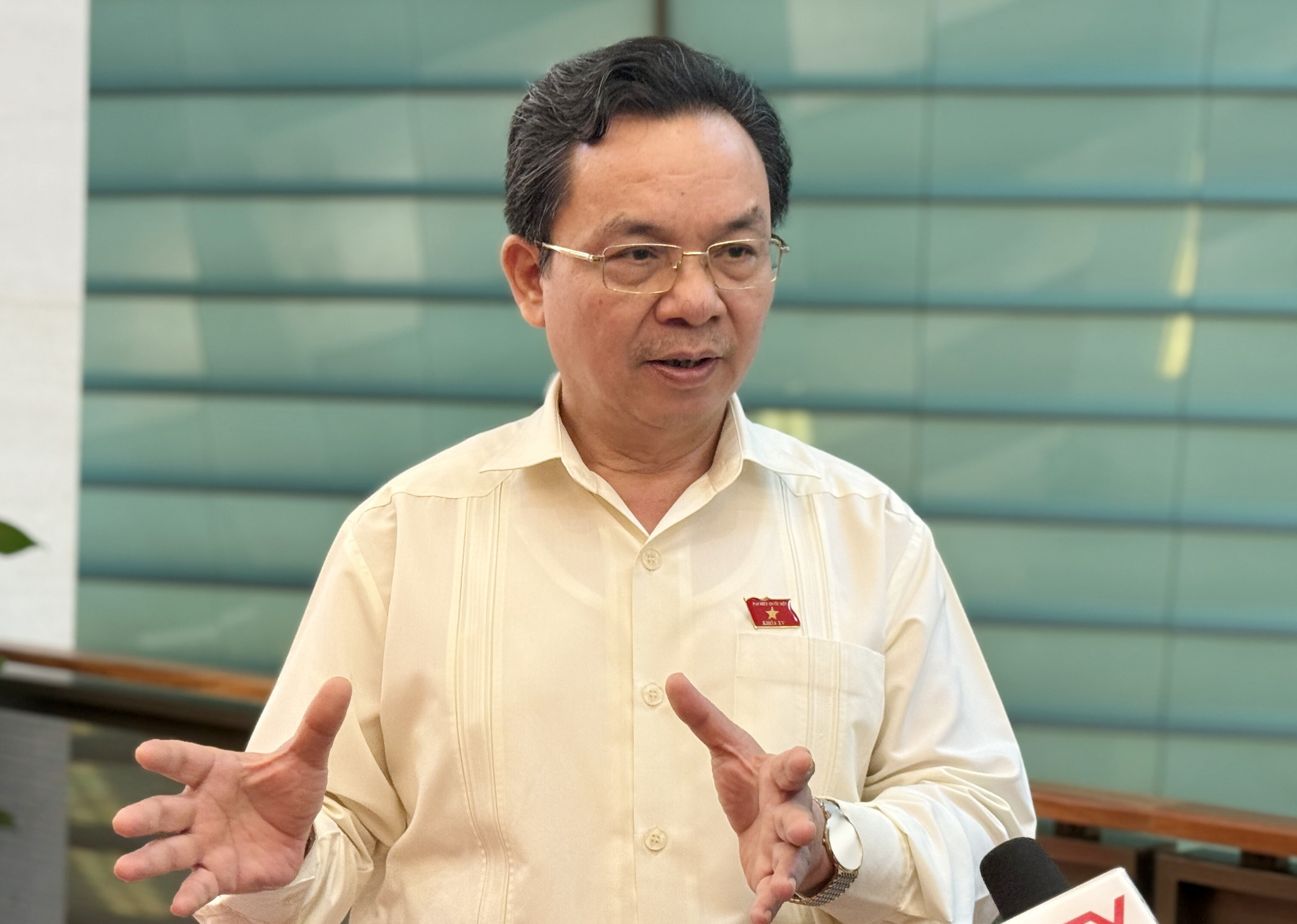 gs-hoang-van-cuong-ky-vong-kinh-te-tu-nhan-se-thanh-nhung-canh-chim-dau-dan-2.jpg