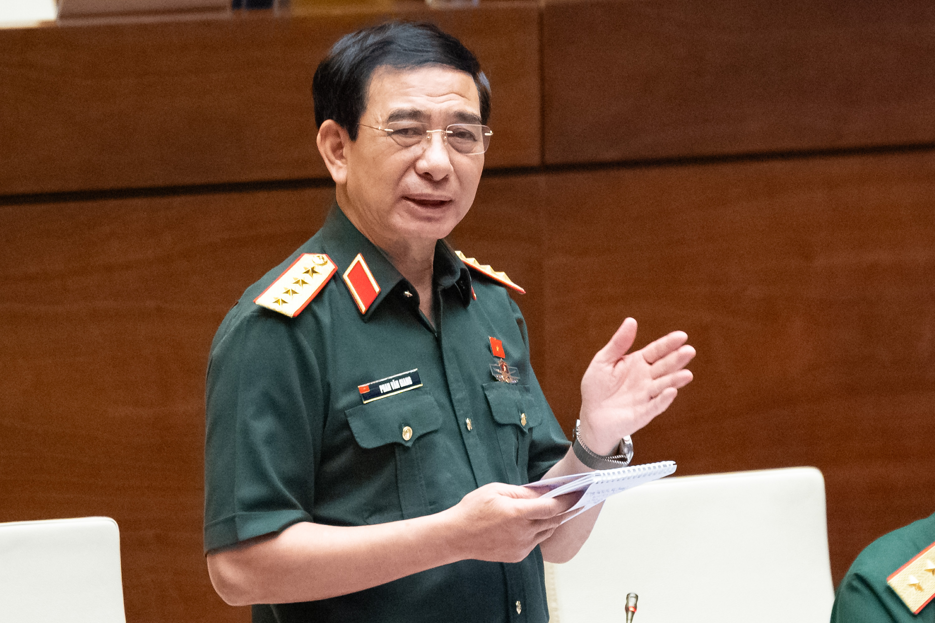 bo-truong-bo-quoc-phong-thong-tin-ve-doi-tuan-tra-dac-biet-trong-tinh-trang-khan-cap.jpg