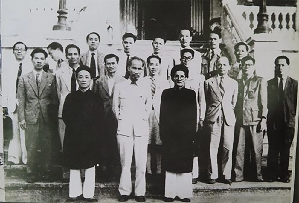 huynh_thuc_khang copy.png