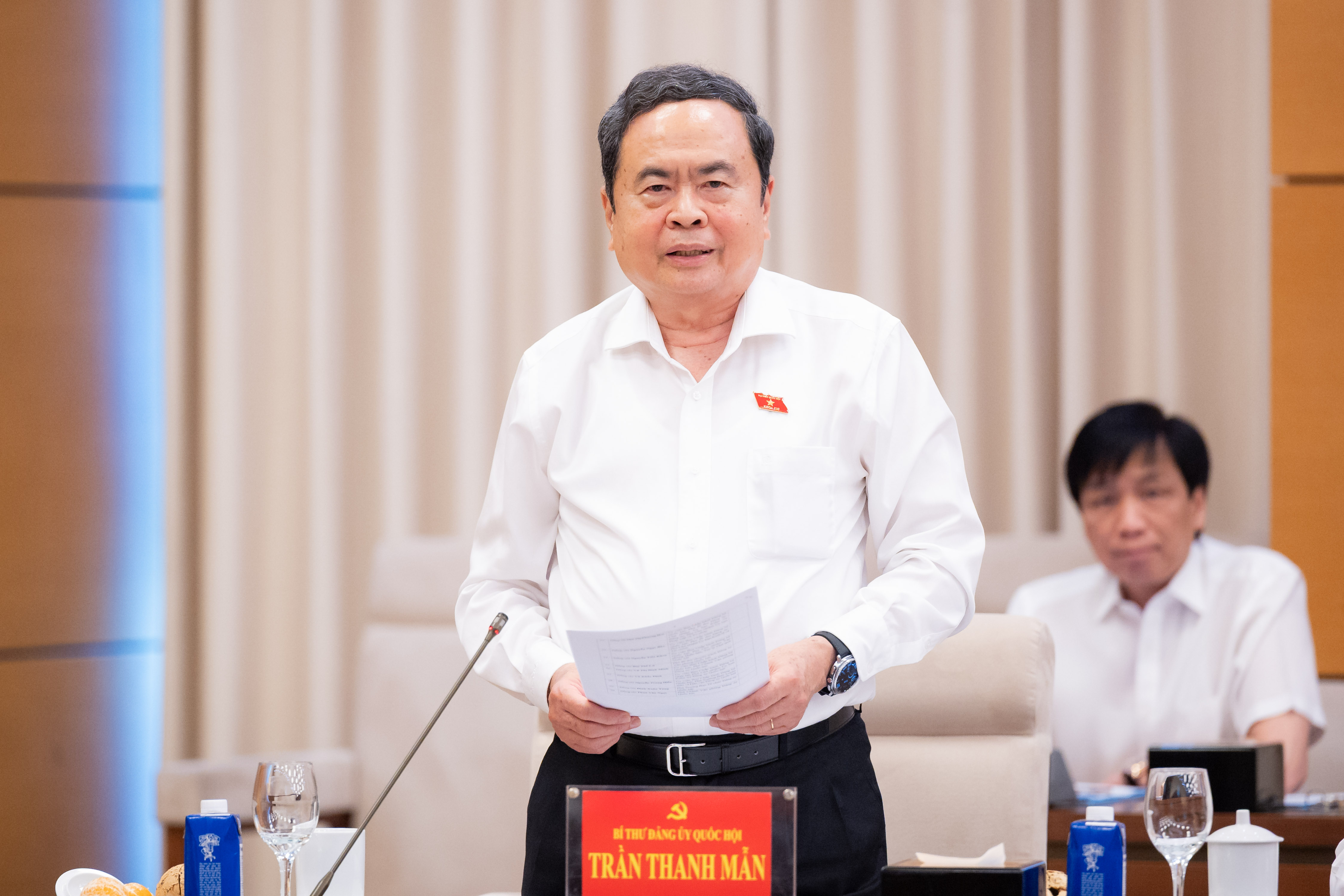 khong-the-de-tinh-trang-danh-gia-can-bo-rat-tot-nhung-cong-viec-tri-tre-qh-3.jpg