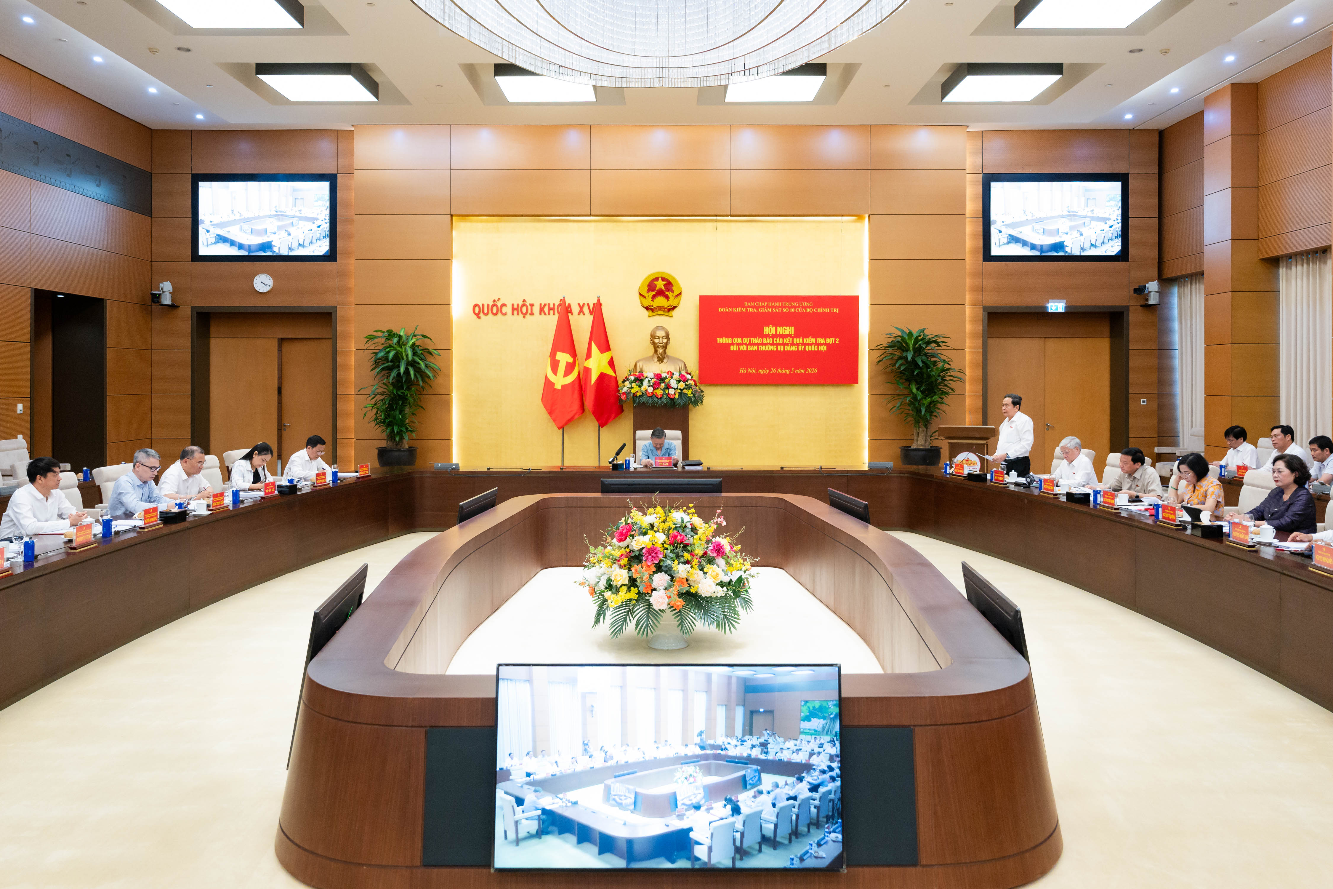 khong-the-de-tinh-trang-danh-gia-can-bo-rat-tot-nhung-cong-viec-tri-tre-qh-5.jpg
