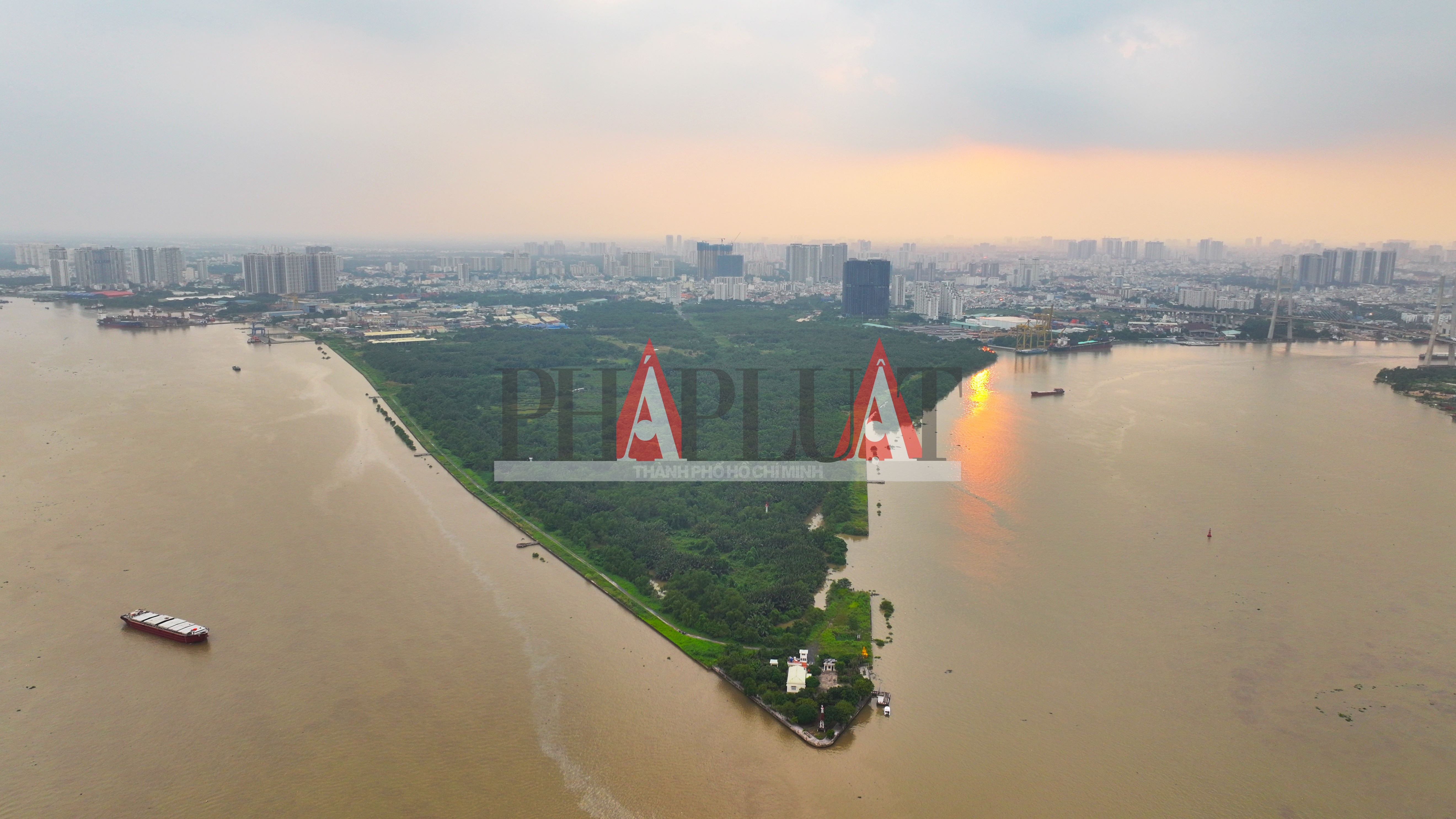 van-thinh-phat-16.jpg