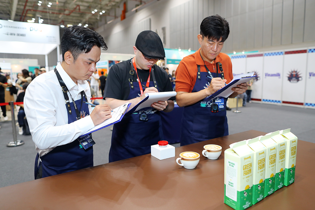 Vinamilk khẳng định vị thế pha chế tại đấu trường quốc tế Asia Latte Art Battle.JPG