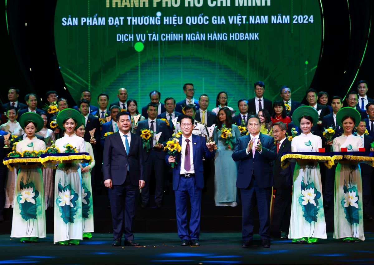 Vietcombank, Vietinbank, BIDV, HDBank.., được vinh danh thương hiệu Quốc gia.jpg