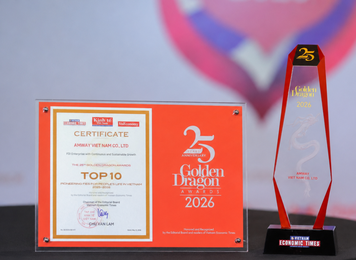 amway-viet-nam-lan-thu-10-duoc-vinh-danh-tai-giai-thuong-rong-vang-2.PNG