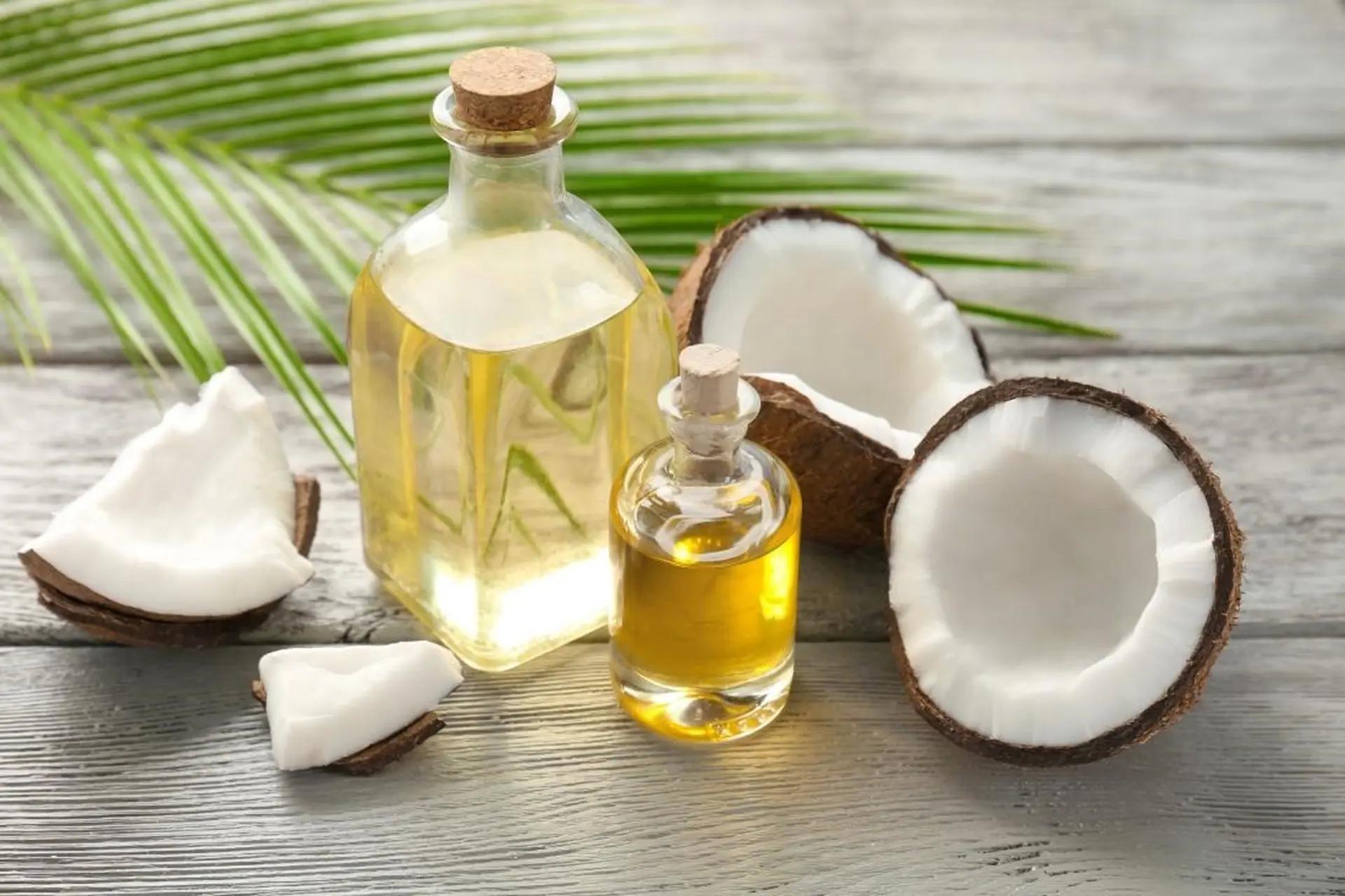 Mỡ máu cao có nên ăn dầu dừa?