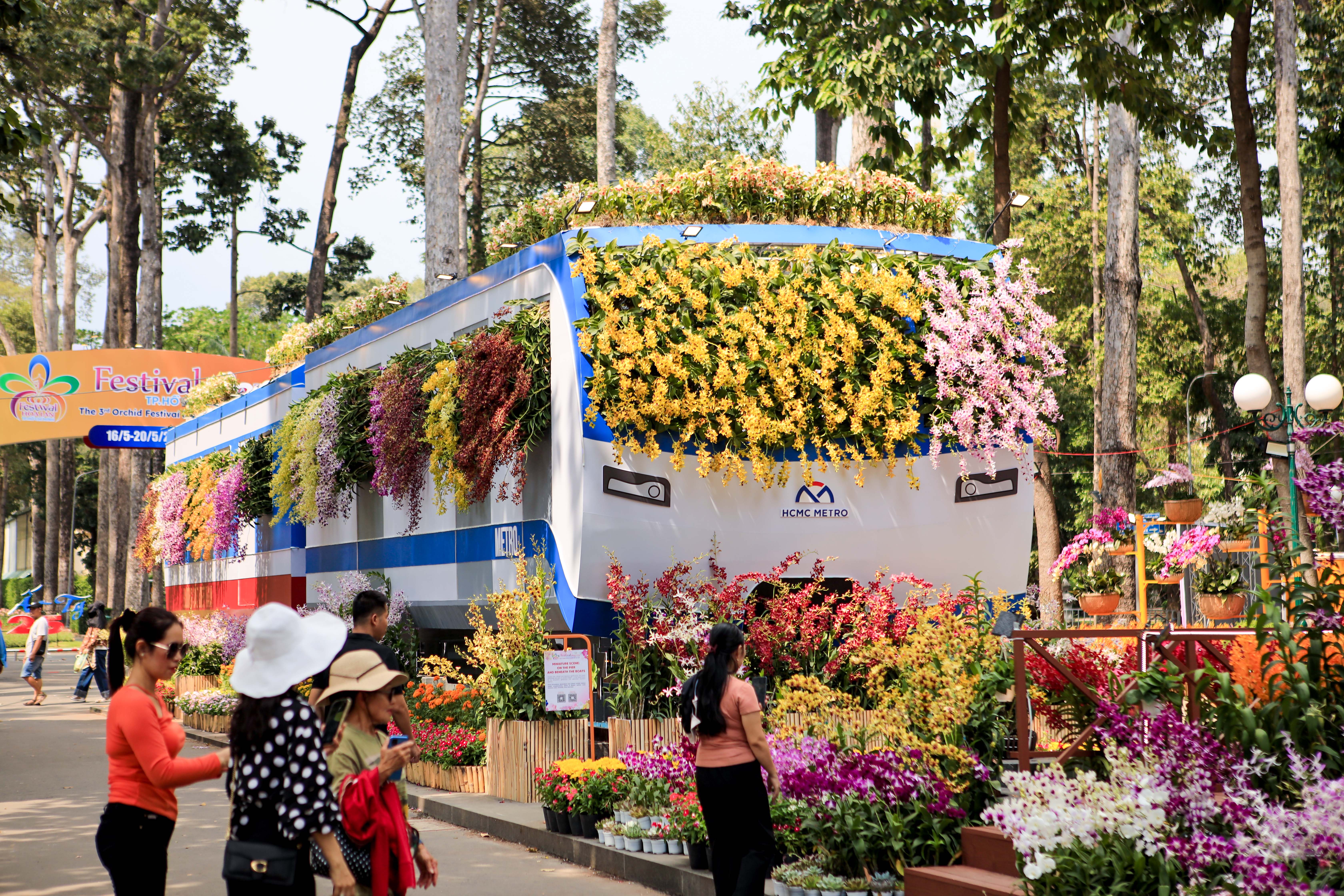 Festival hoa lan (17).jpg