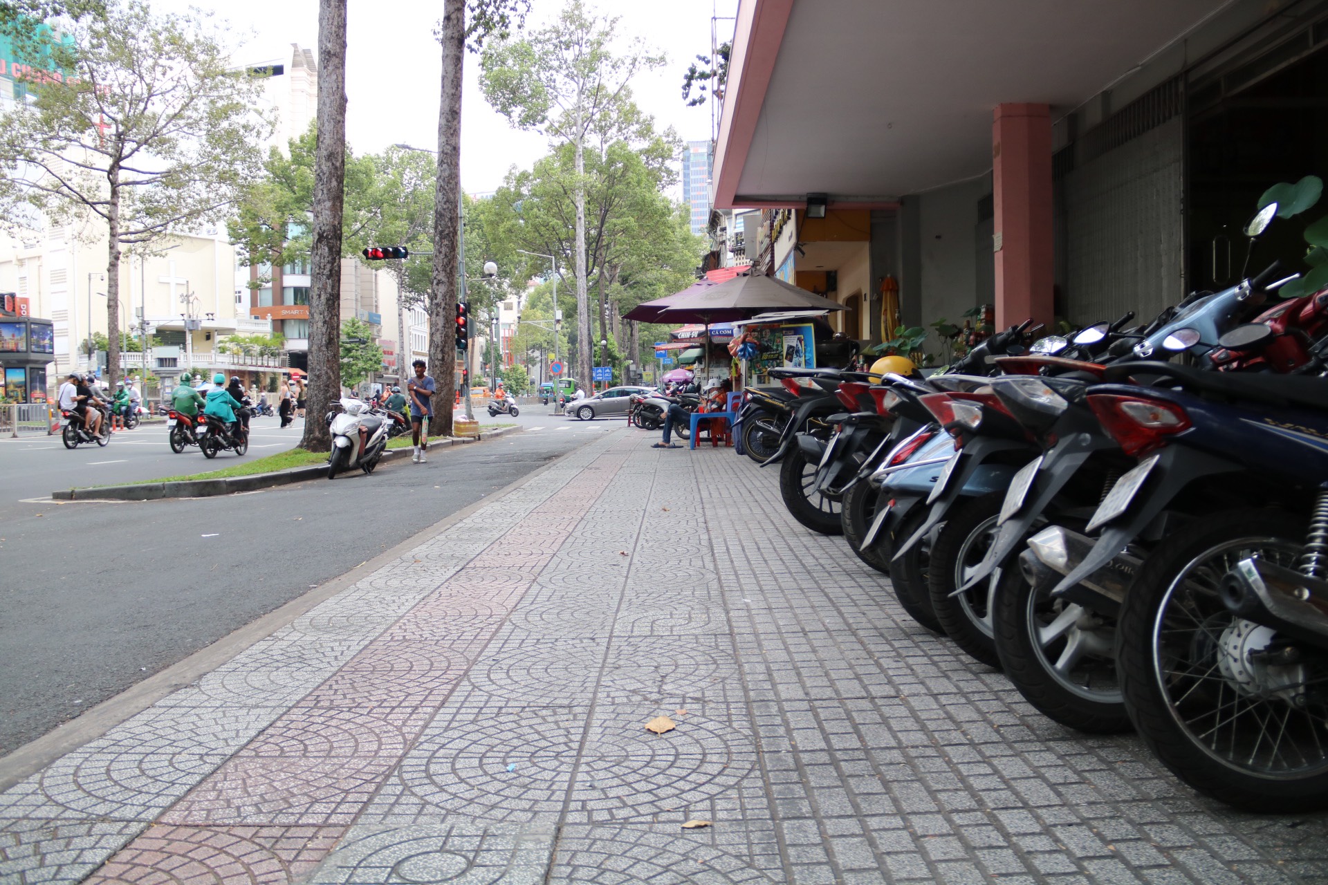 thu-phi-via-he-31.jpg