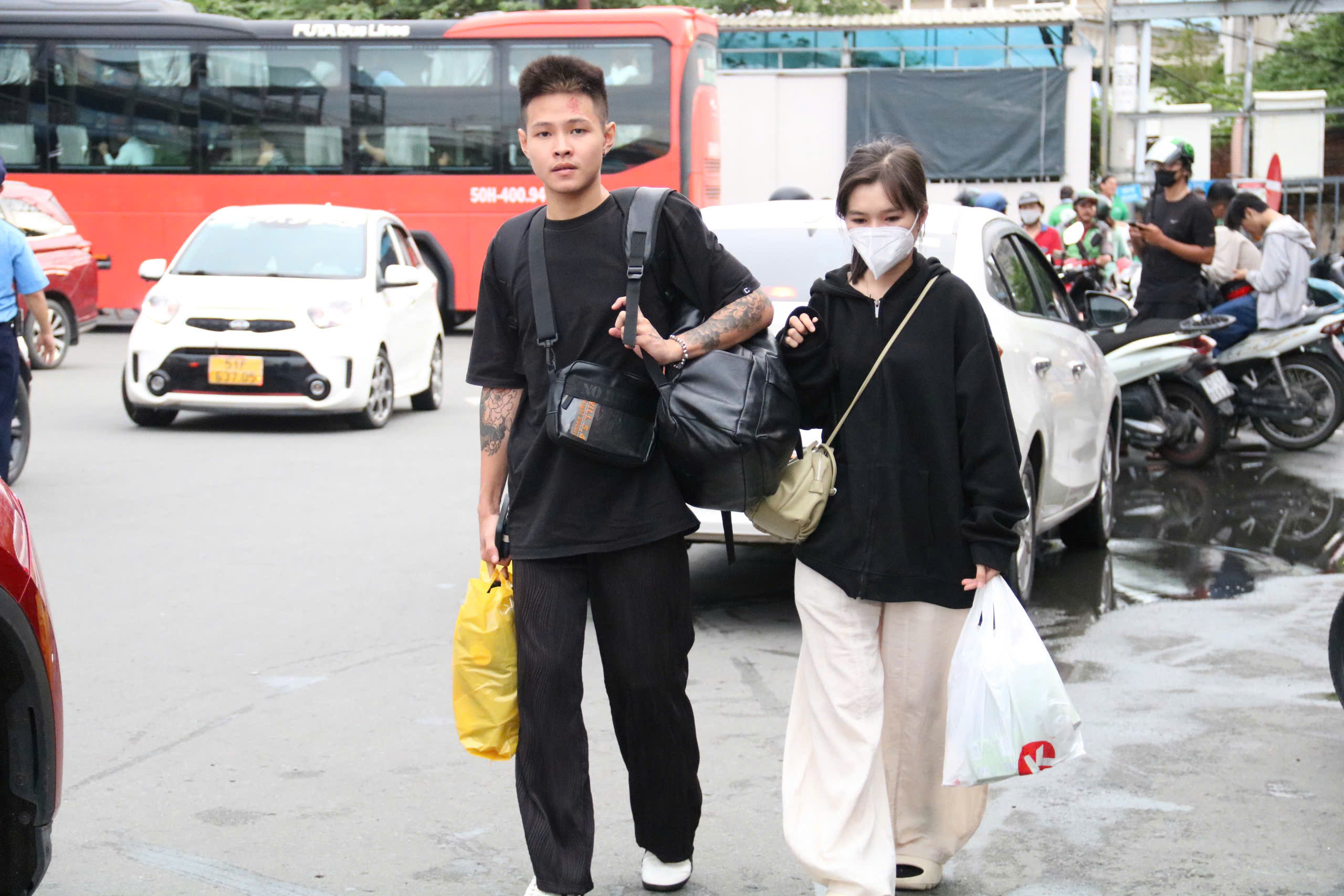 cua-ngo-phia-tay-182.jpg