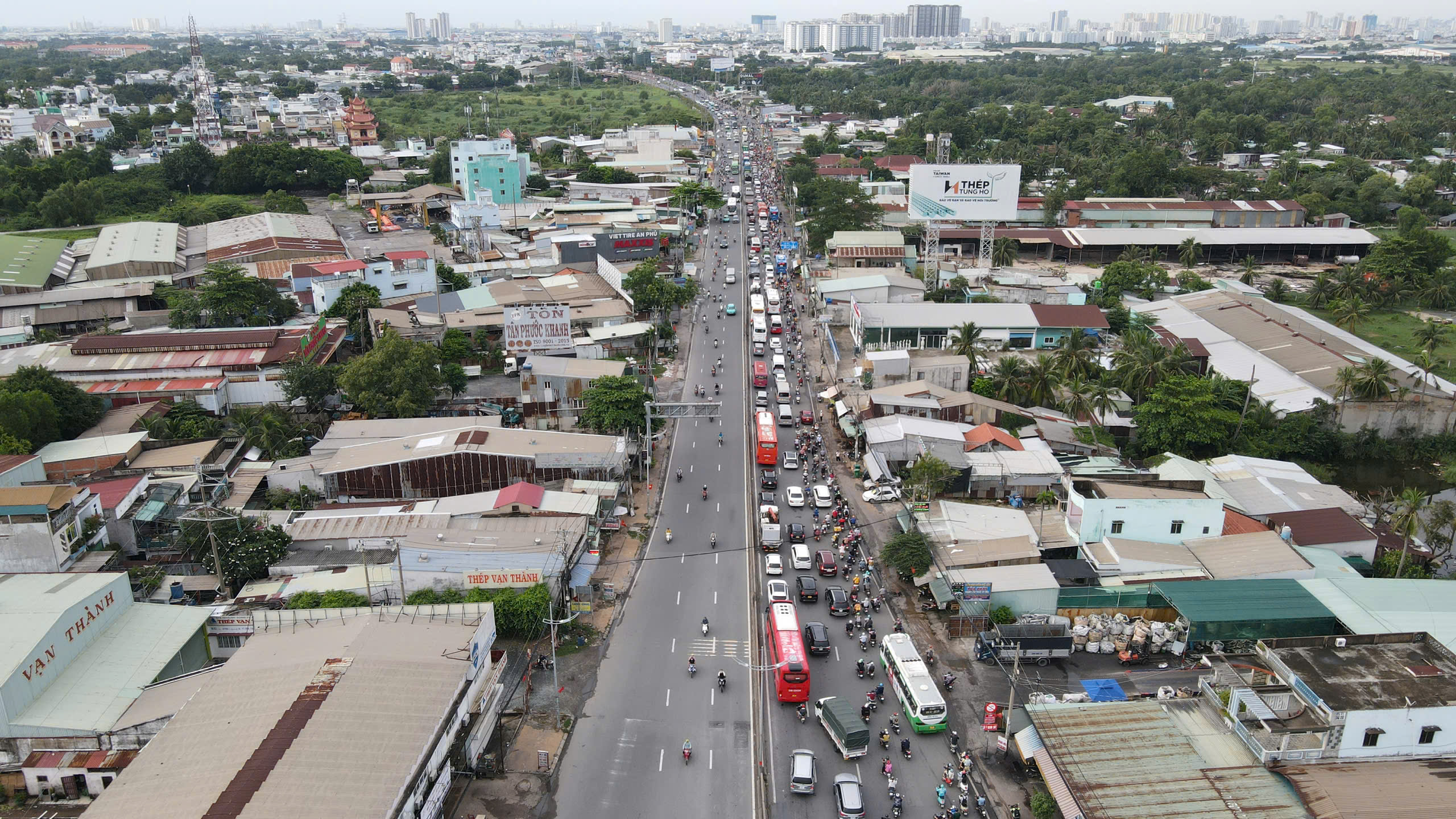 cua-ngo-phia-tay-186.jpg