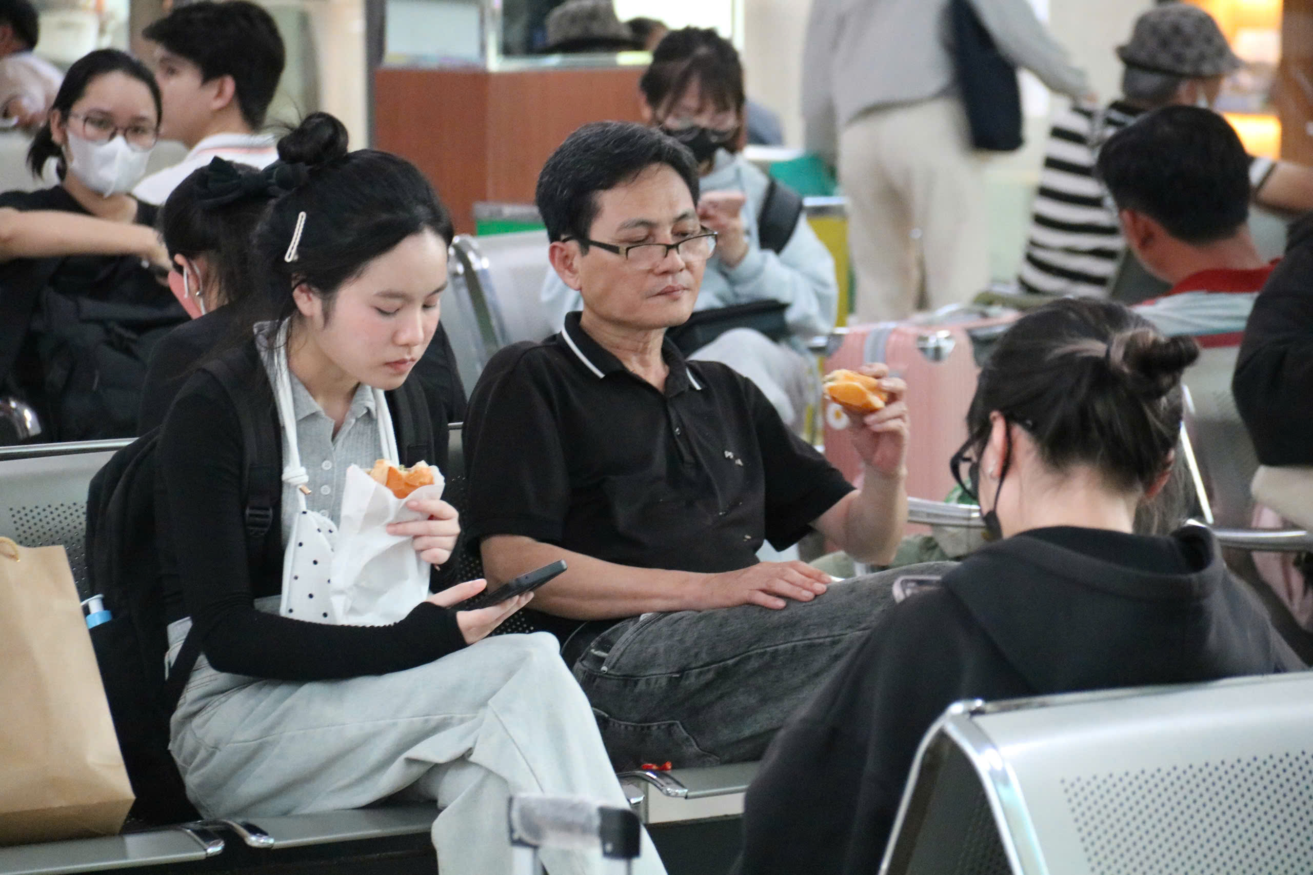ben-xe-mien-dong-12.jpg