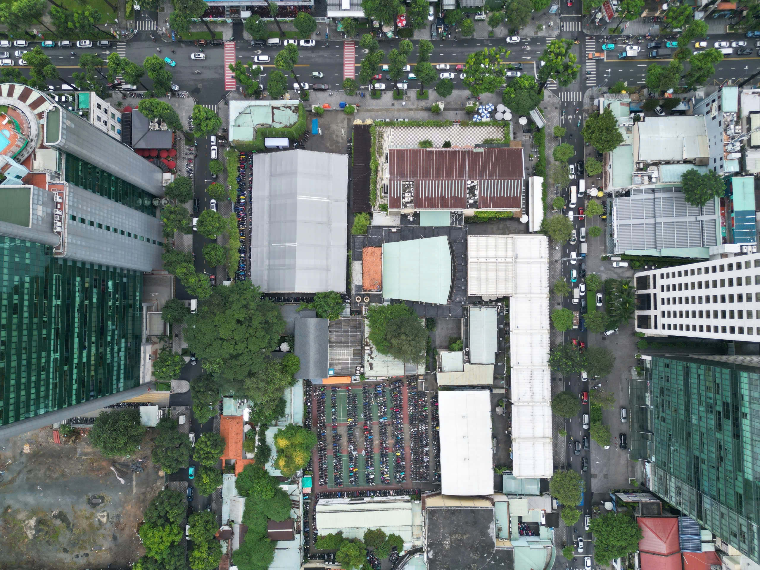 nha-van-hoa-thanh-nien-1.jpg