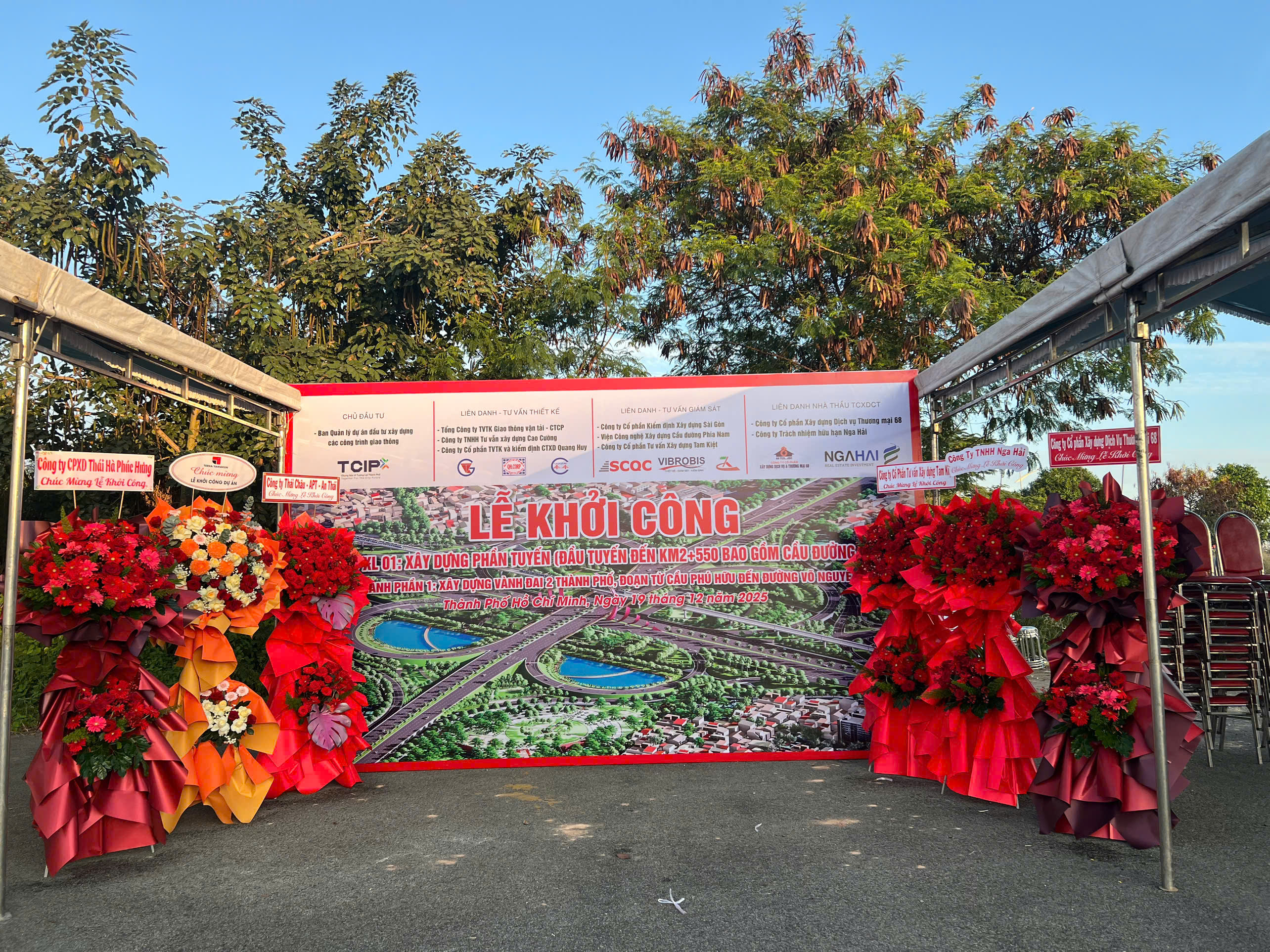 khoi-cong-00.jpg