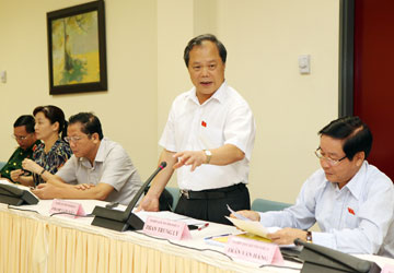 Sửa Hiến pháp: Tiếp tục tranh luận