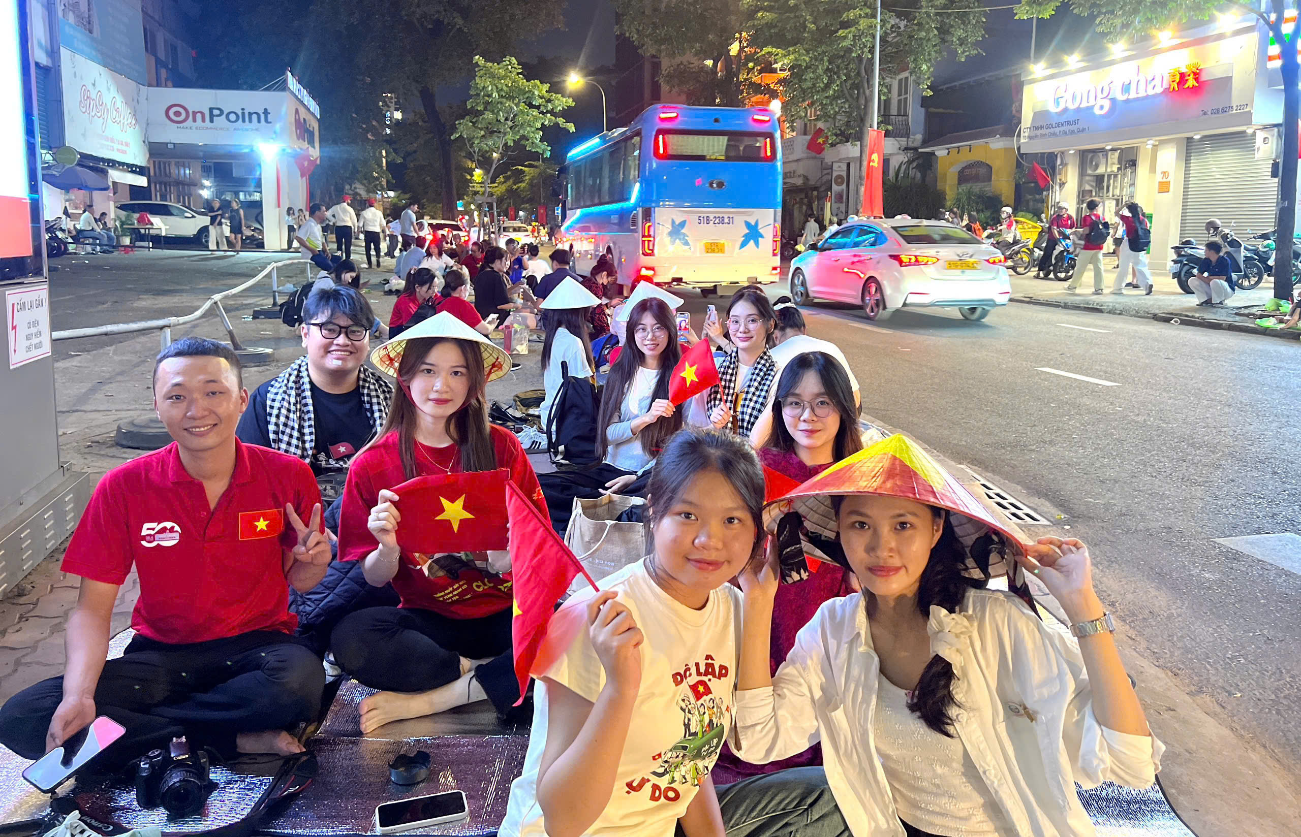 dai-hoc-van-lang-xac-minh-clip-lien-quan-den-sinh-vien-co-thai-do-vo-le-voi-cac-cuu-chien-binh-tai-le-ky-niem-30-4.jpg