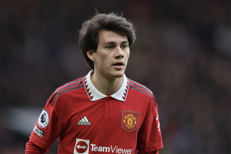 man-united-Pellistri.png