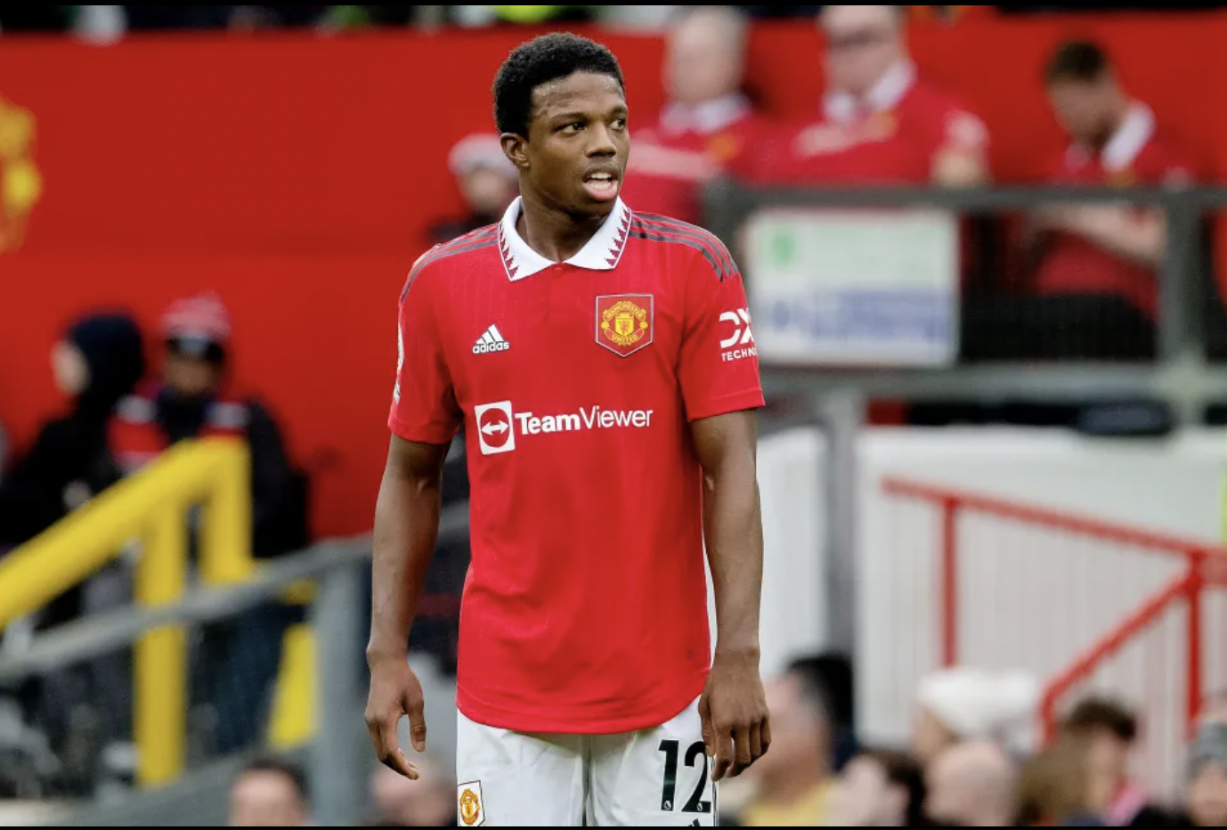manchester-united-malacia.png