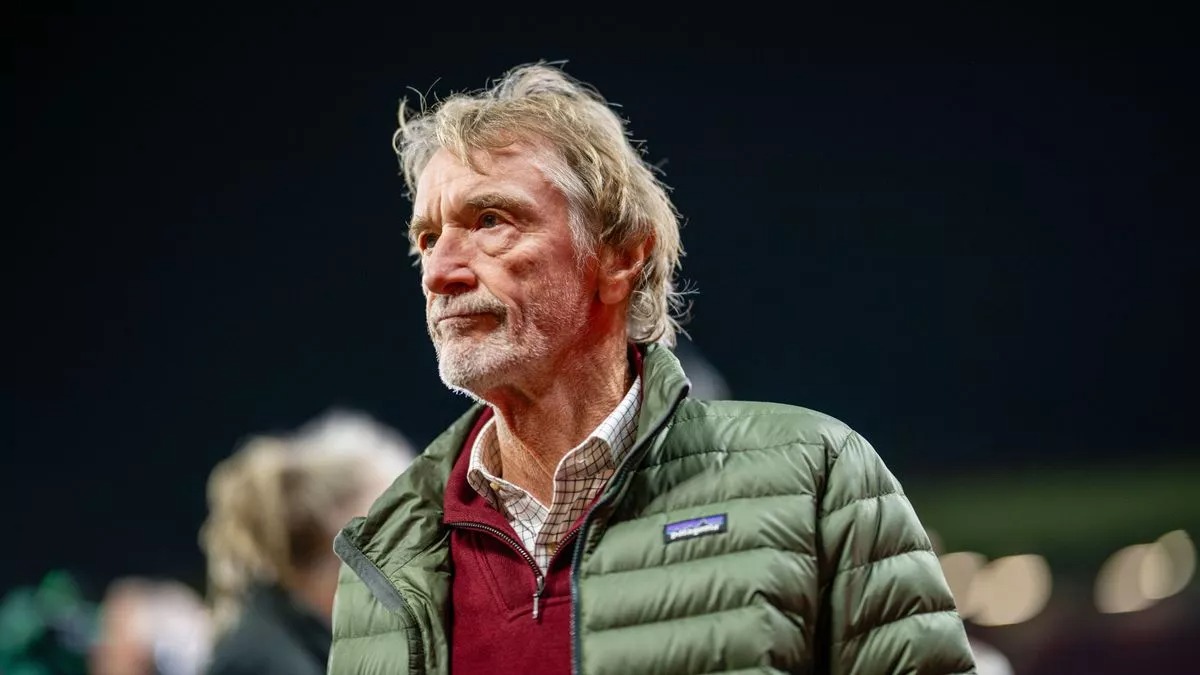 Sir Jim Ratcliffe làm rõ 2 điều tại MU khi đưa ra quyết định tàn khốc