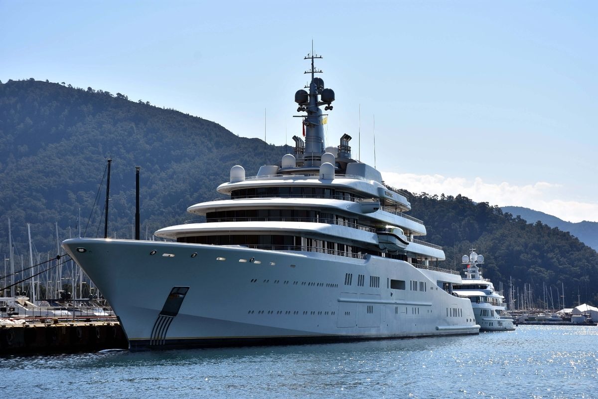 ABRAMOVICH-CHELSEA.jpg