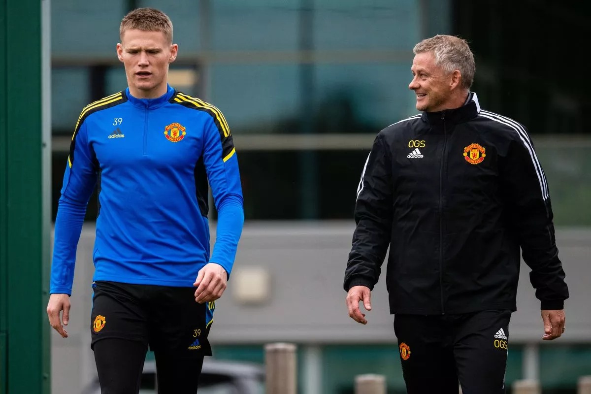 mu-Solskjaer-mctominay.jpg