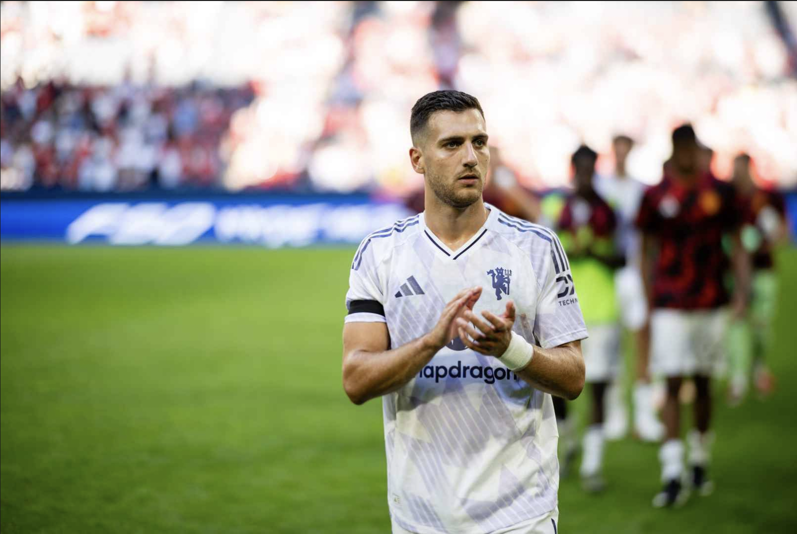Nội bộ MU lủng củng trong trận hòa Leeds United,MU