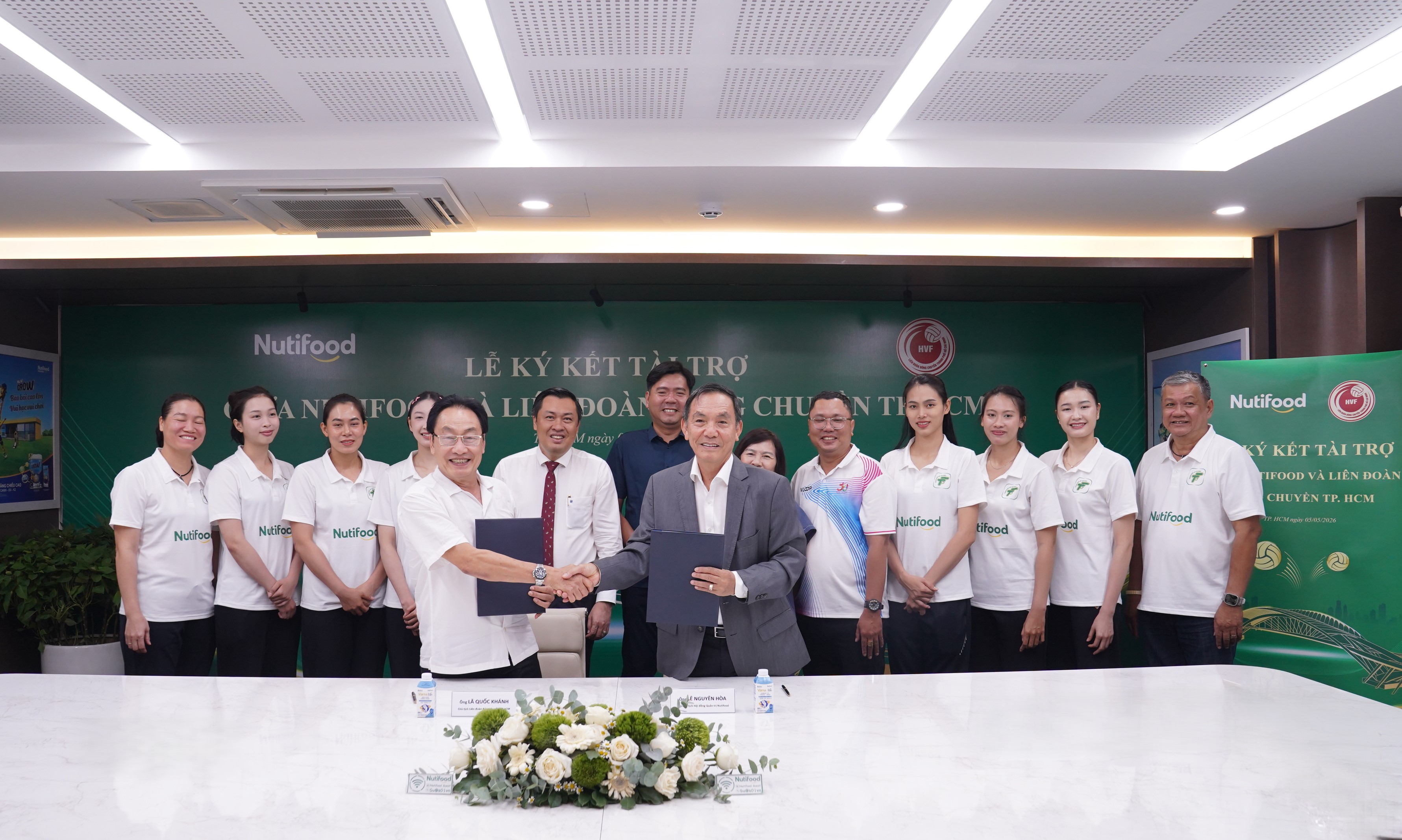 Nutifood tài trợ 9,3 tỉ đồng, tiếp sức cho bóng chuyền nữ TP.HCM