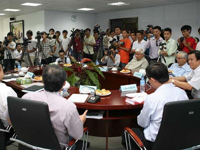 Căn phòng nhỏ 203 và 15 năm sau cuộc gặp định mệnh