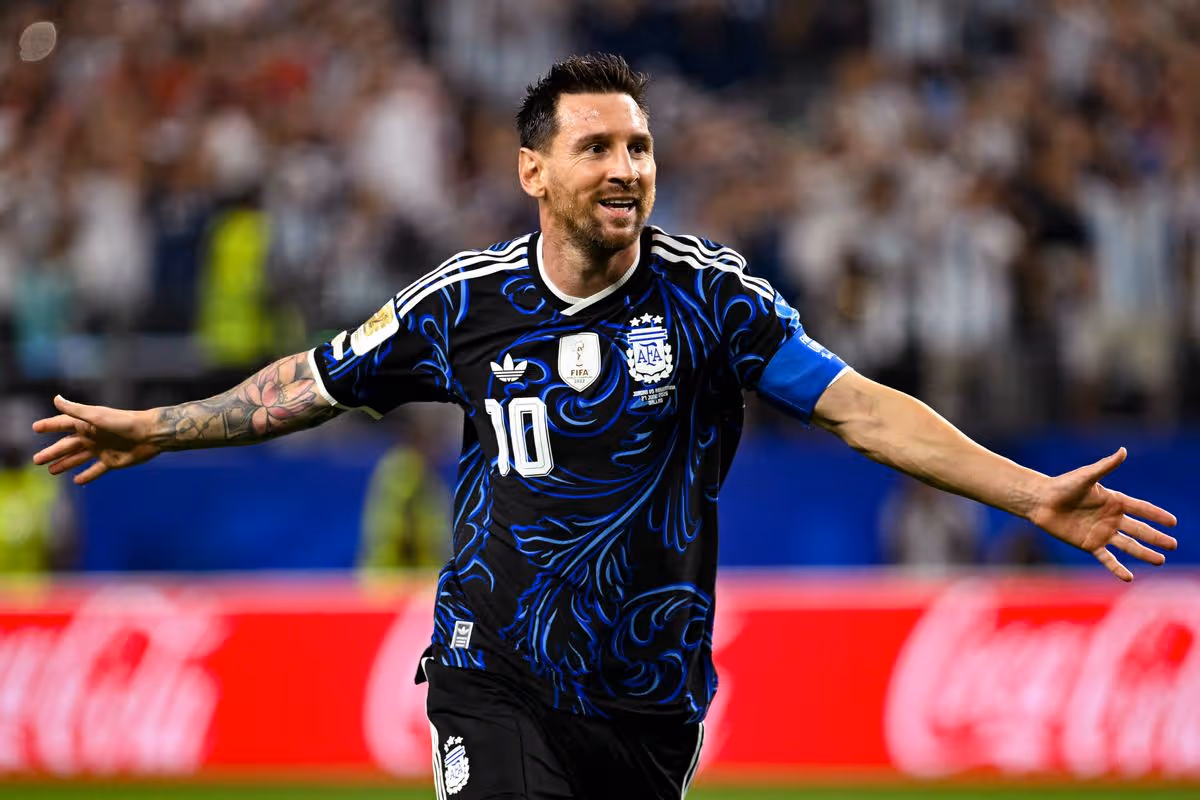 Messi lập thêm một kỷ lục đáng kinh ngạc tại World Cup