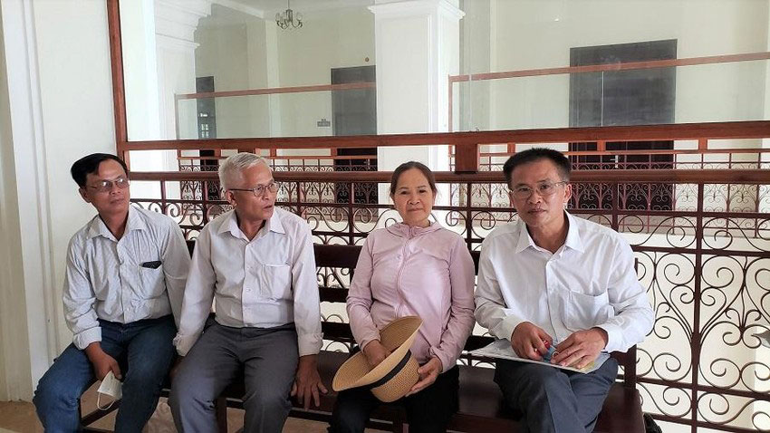 con cua ong Huynh Chiem Phai.jpg