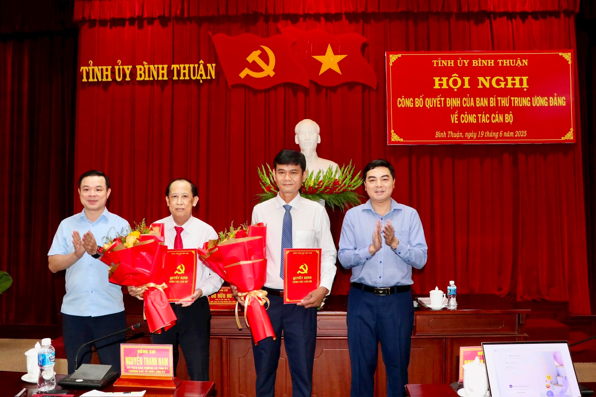 Ban Bí thư