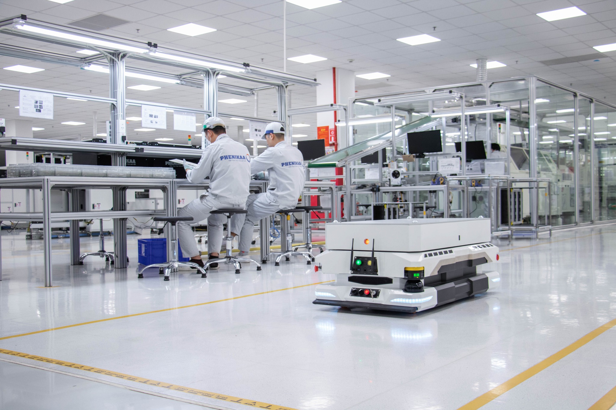 robot-chuyen-hang.jpg