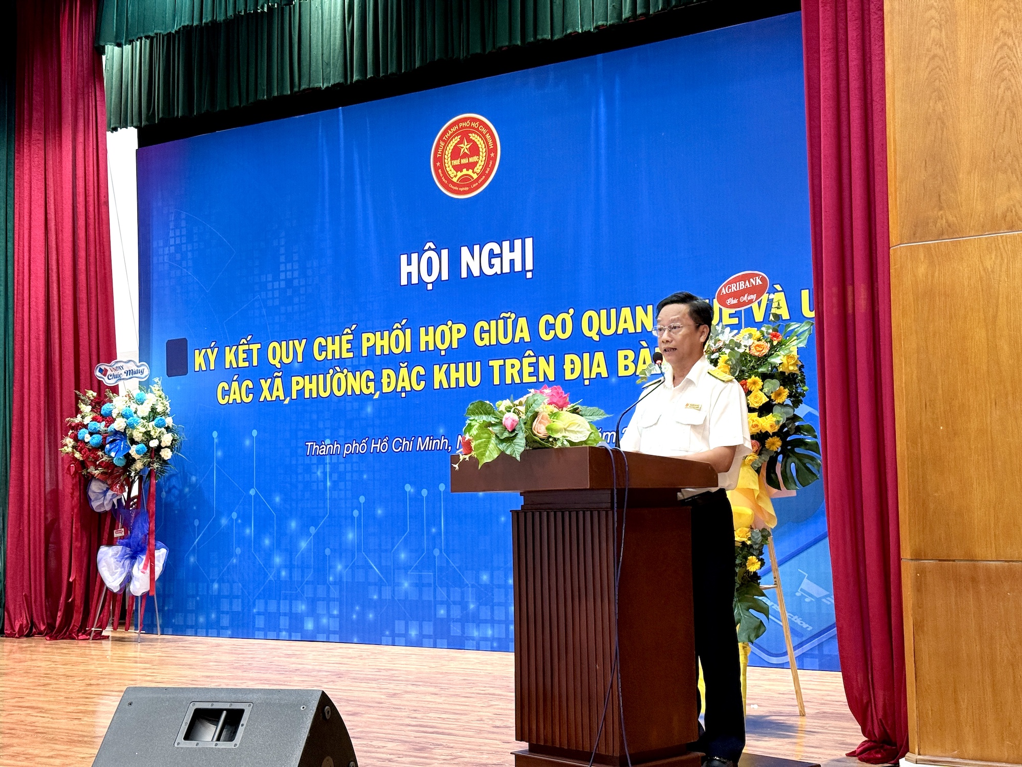 thue-tphcm-ho-kinh-doanh-xa-phuong-dac-khu1.jpg