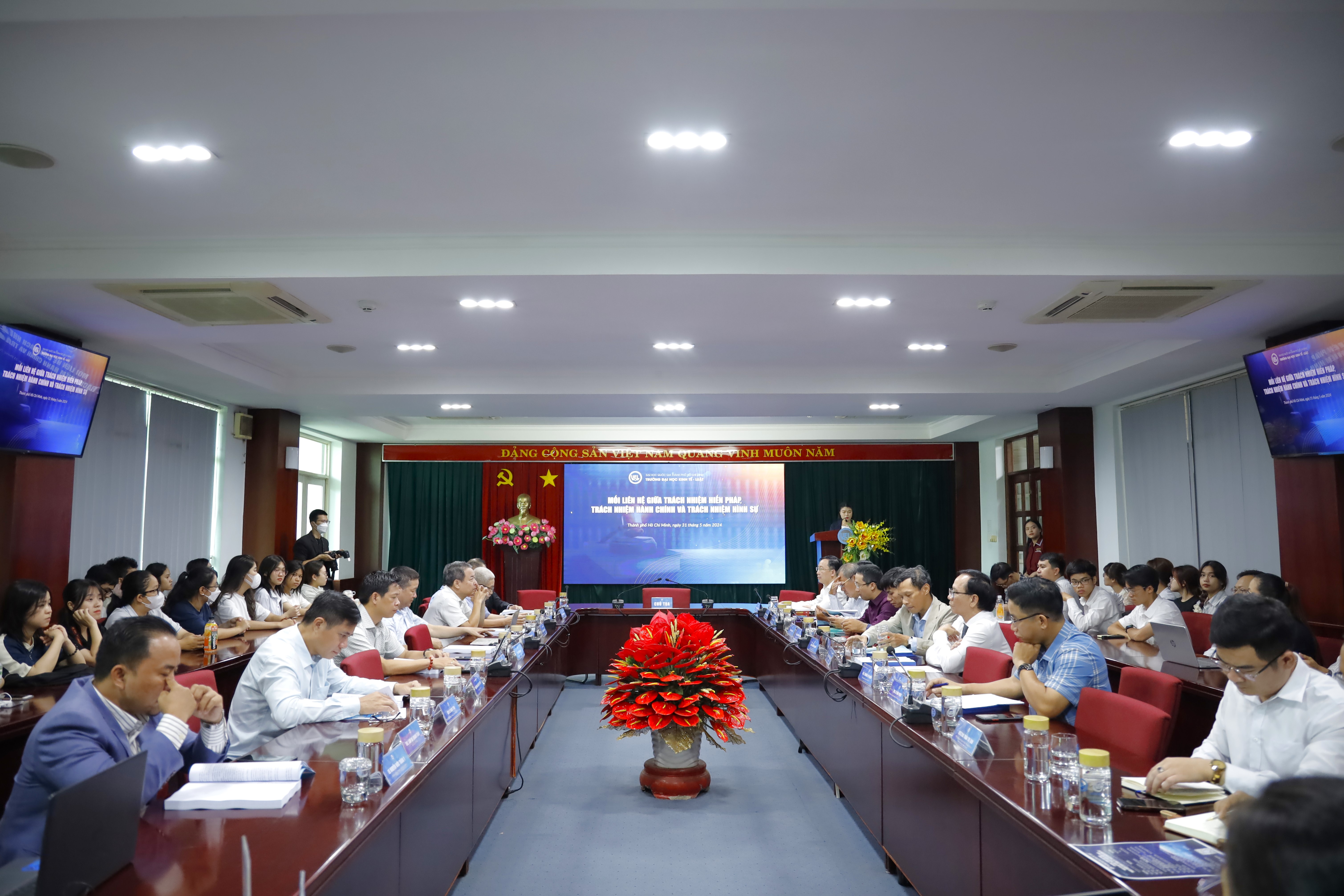 hiến pháp