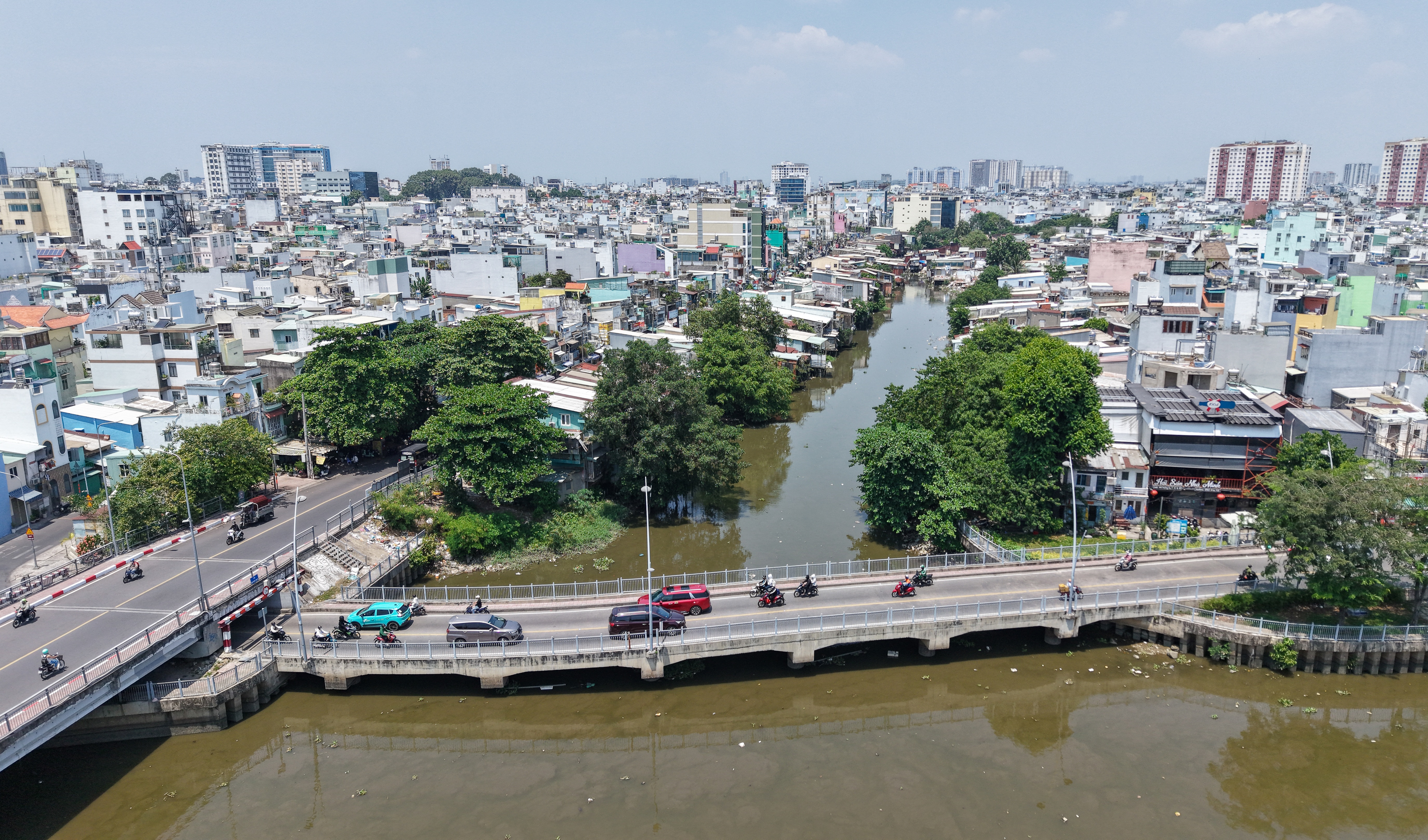 Chủ tịch UBND TP.HCM Nguyễn Văn Được  (21).jpg