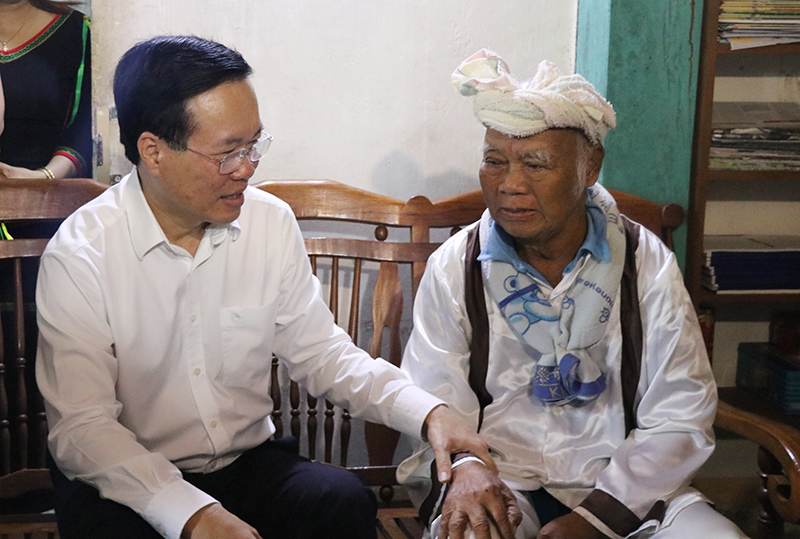 chu-tich-nuoc-4.jpg