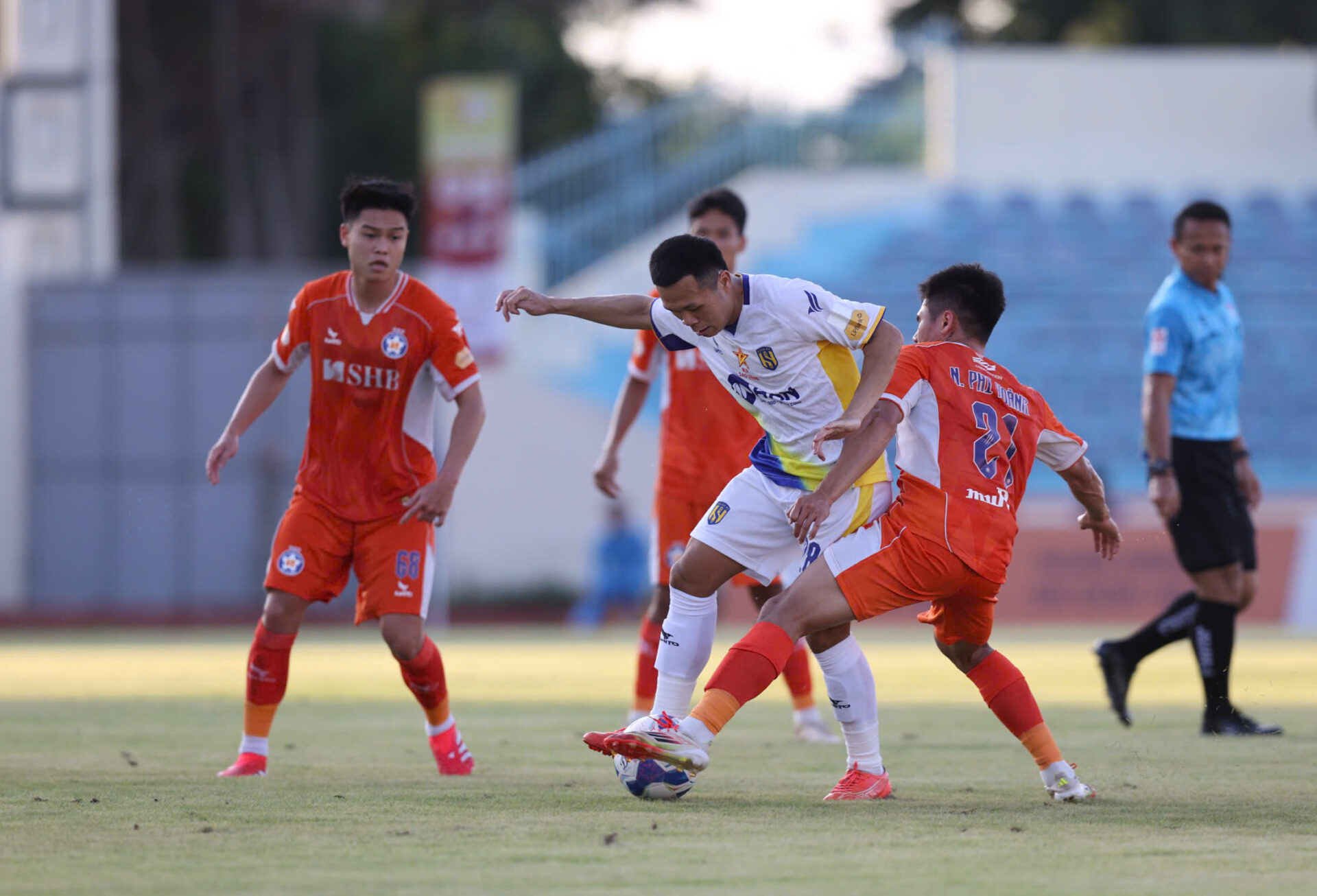 Nguyen- Cong- Phuong-5.jpg