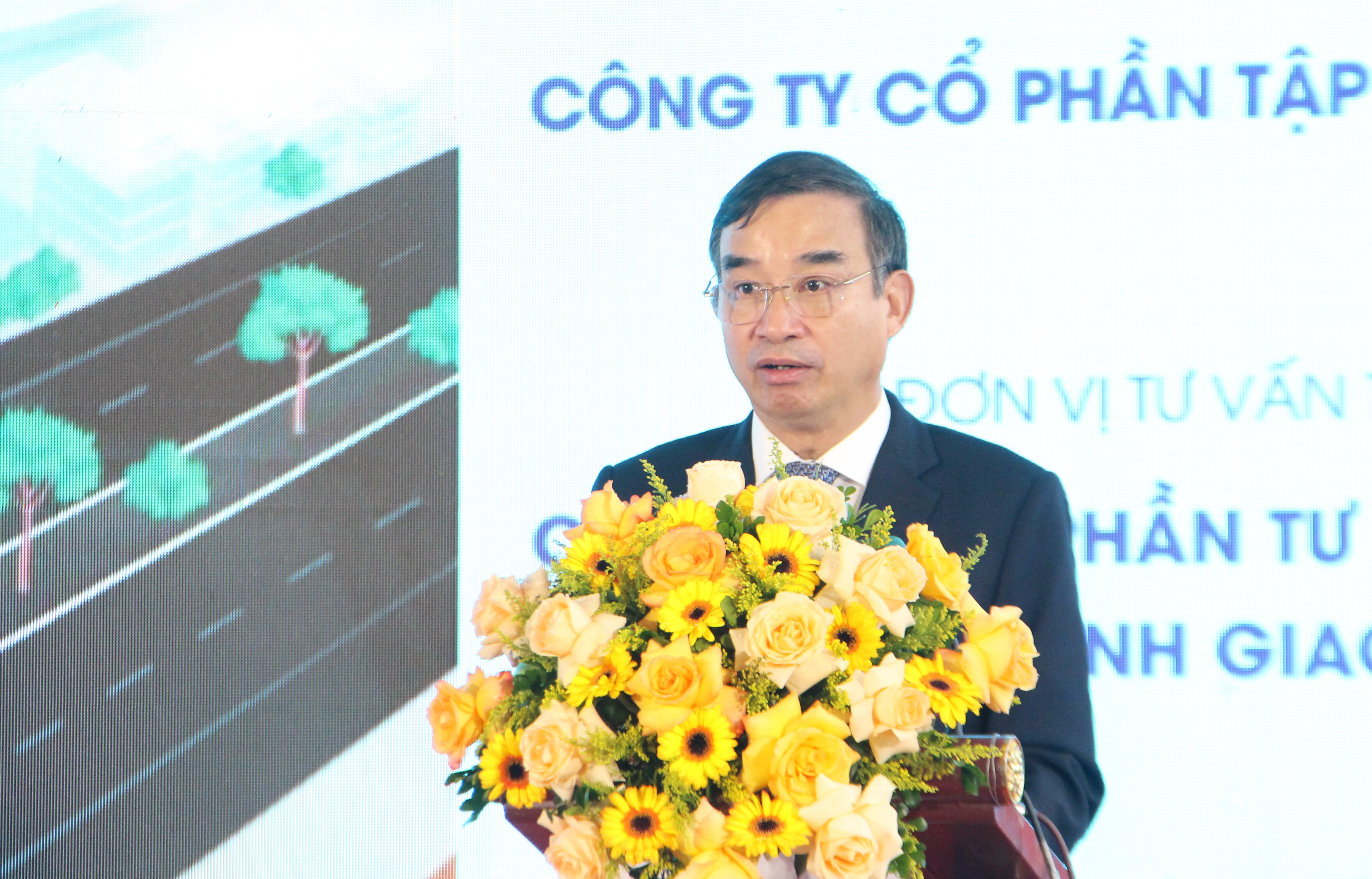 nang-cap-quoc-lo-14b-da-nang-khoi-cong-1.JPG