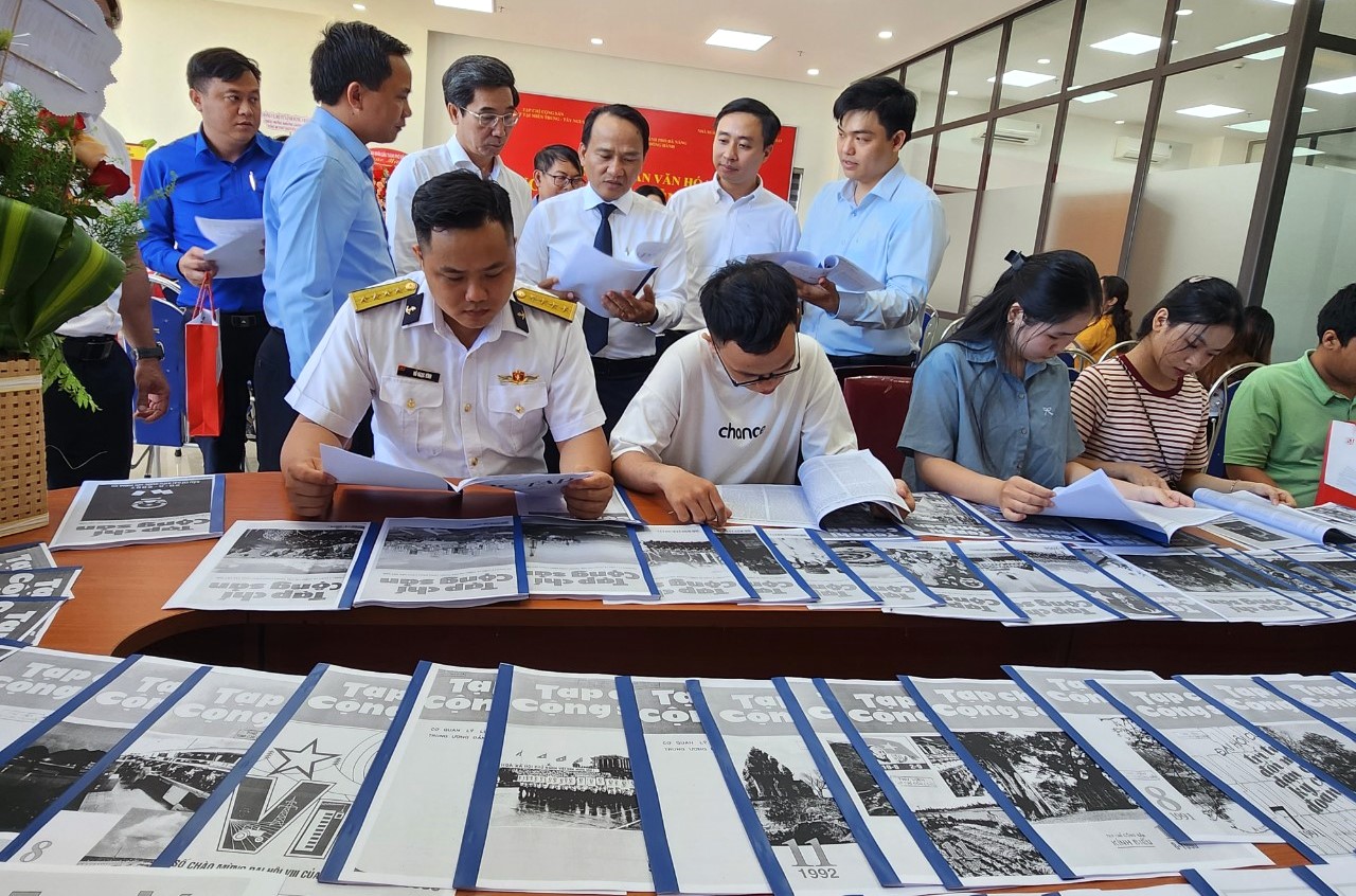 tong-bi-thu-nguyen-phu-trong-1.jpg
