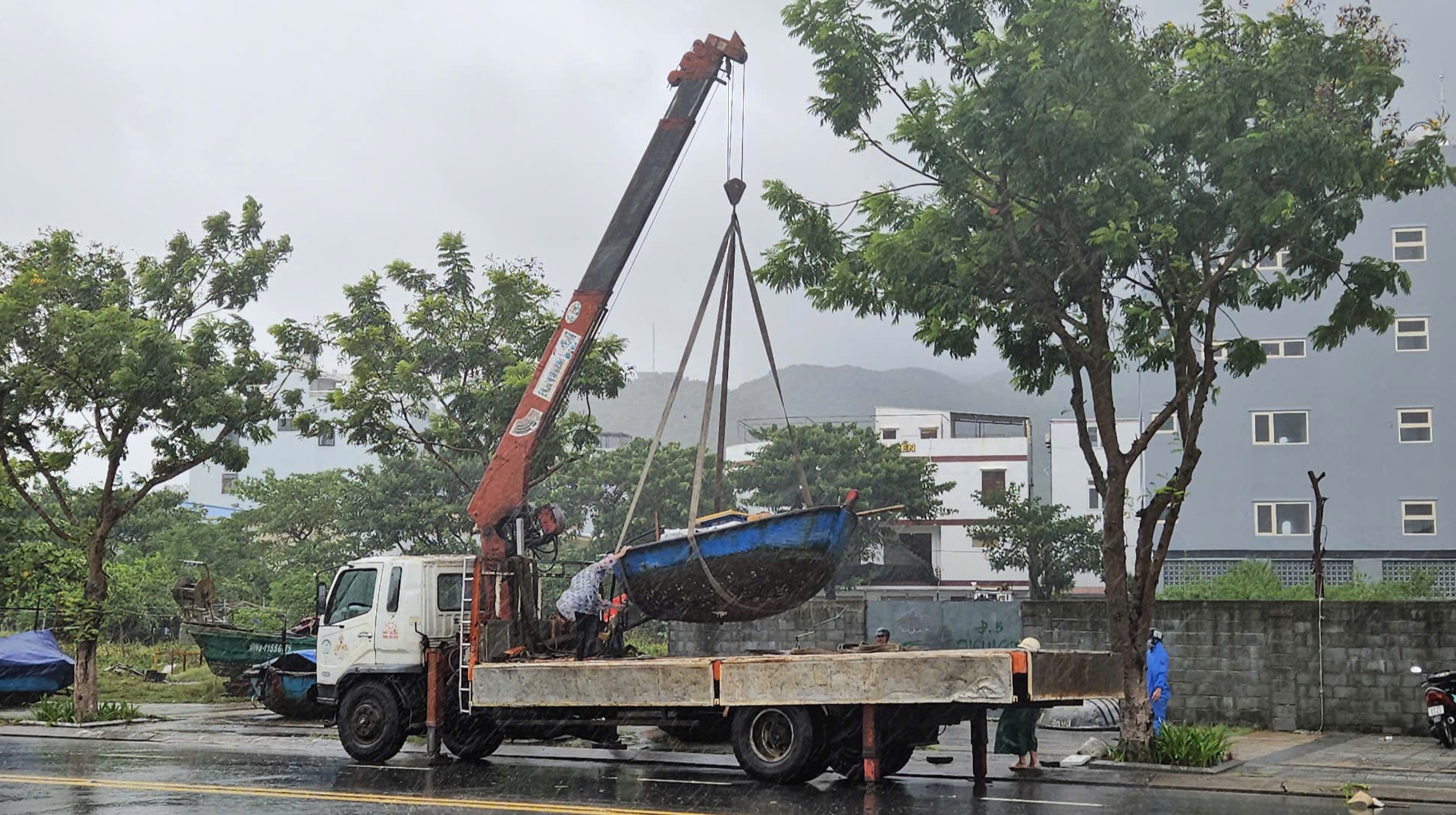 bão số 4 ngư dân đà nẵng