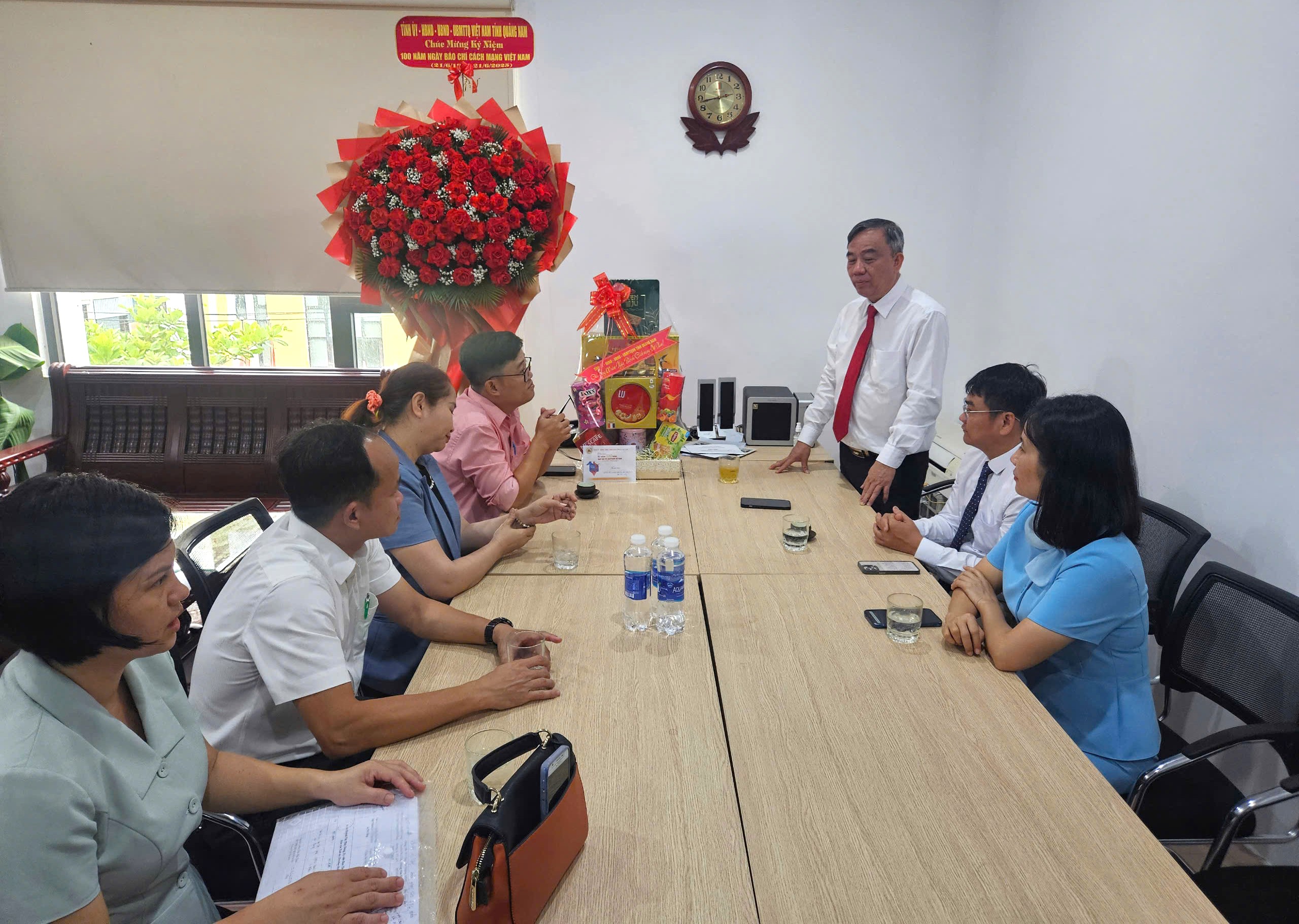 báo pháp luật tp.hcm