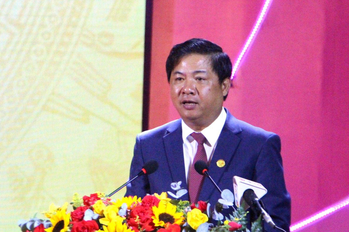 thi-dua-yeu-nuoc.JPG